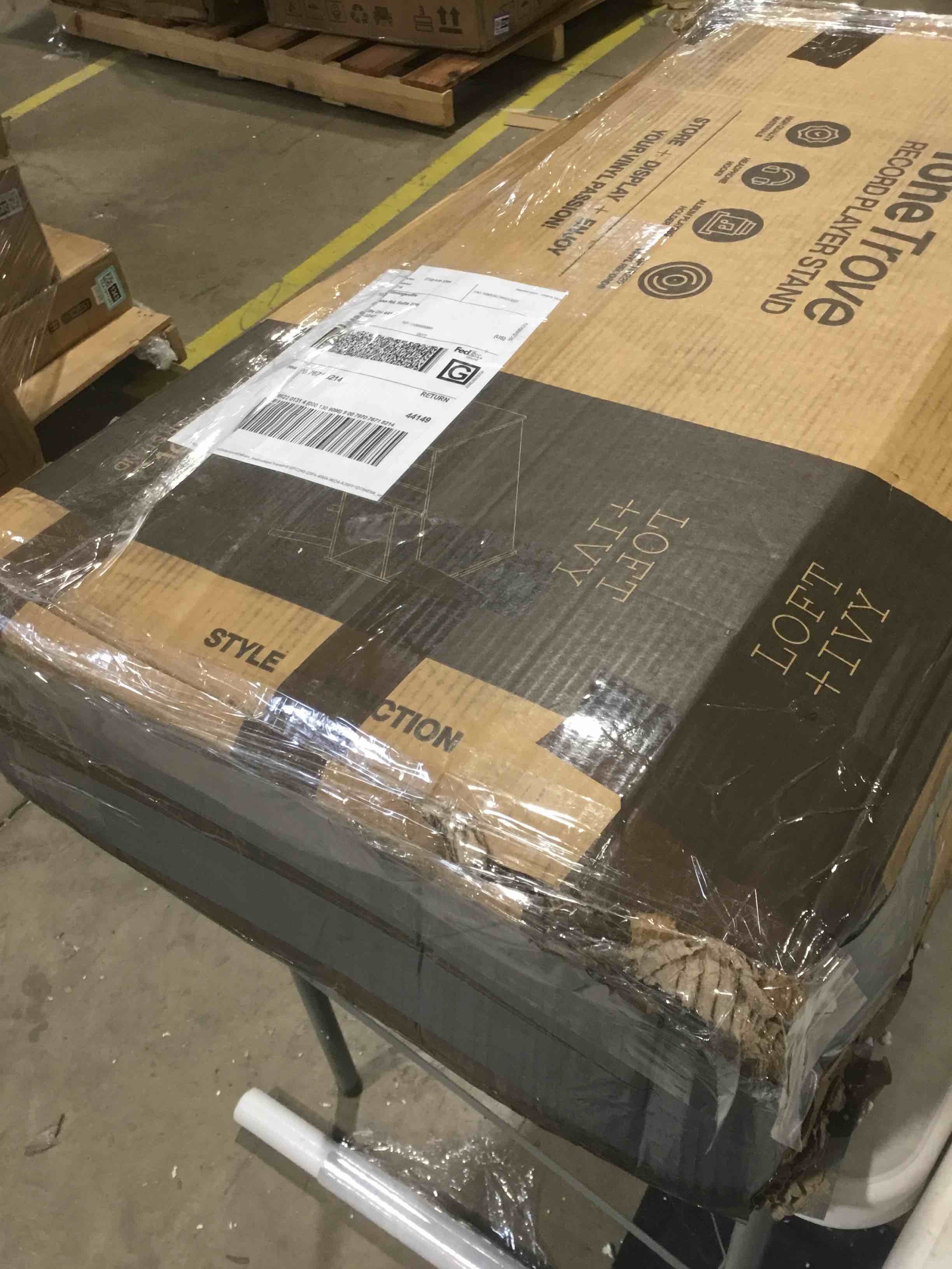 https://s3.amazonaws.com/lotting-images-prod/bidfta/BRN1618824_1738778860992.jpeg