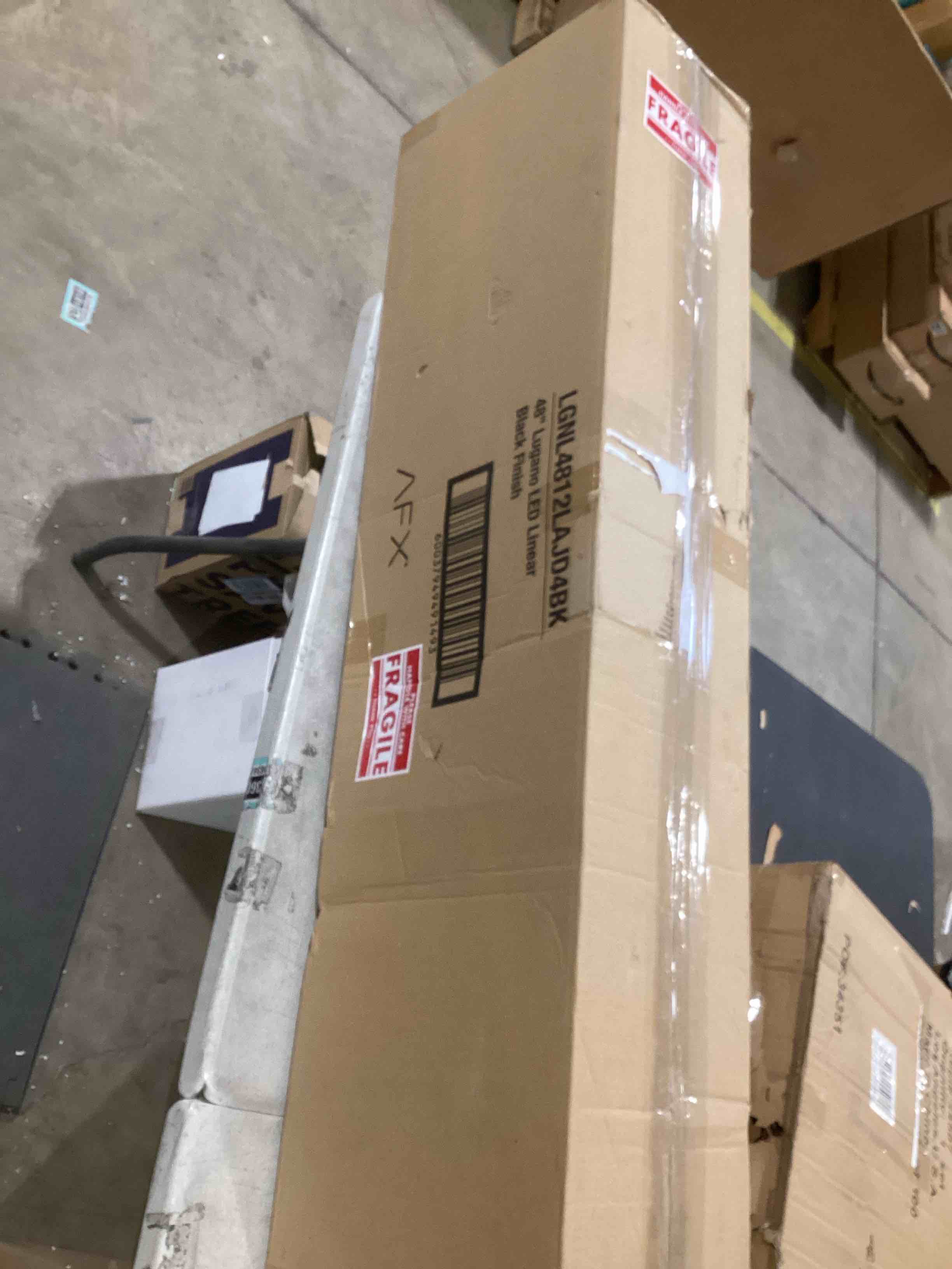 https://s3.amazonaws.com/lotting-images-prod/bidfta/BRN1620160_1740586420121.jpeg