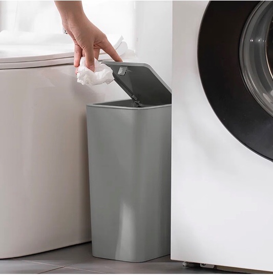 2.6 Gallons Plastic Touch Top Trash Can?Set of 2?