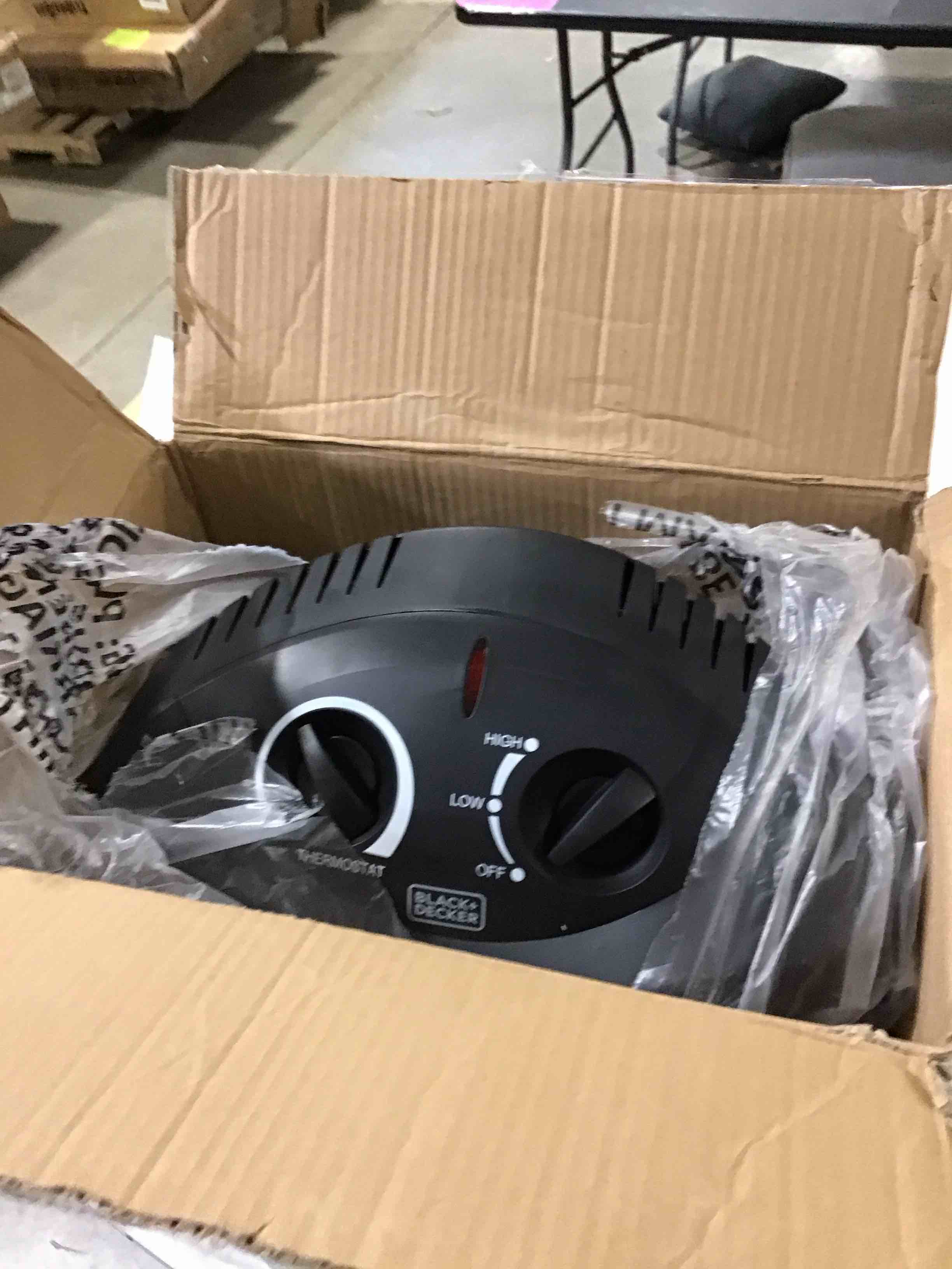 https://s3.amazonaws.com/lotting-images-prod/bidfta/BRN1622268_1740756138756.jpeg