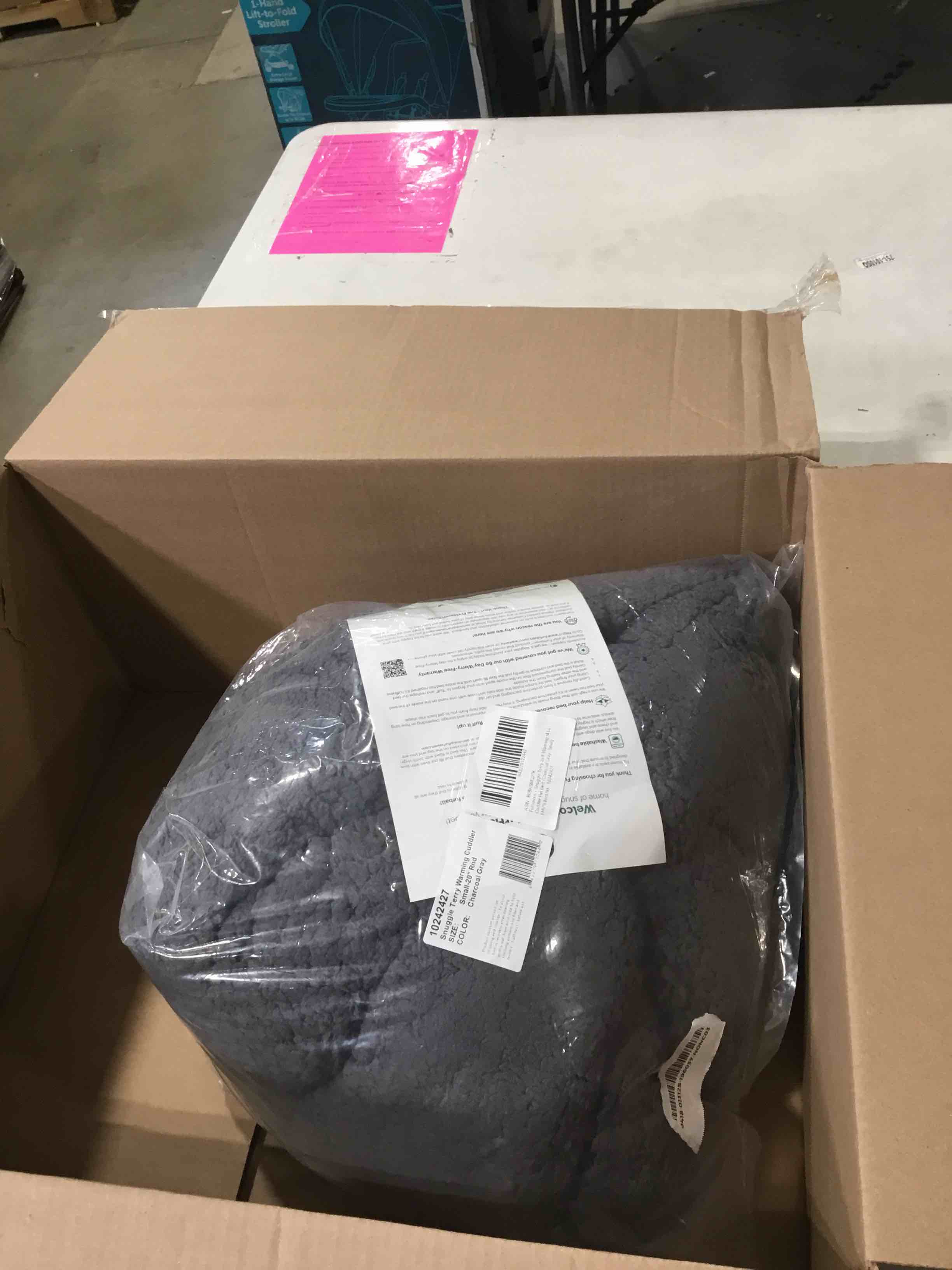 https://s3.amazonaws.com/lotting-images-prod/bidfta/BRN1623109_1741620240786.jpeg
