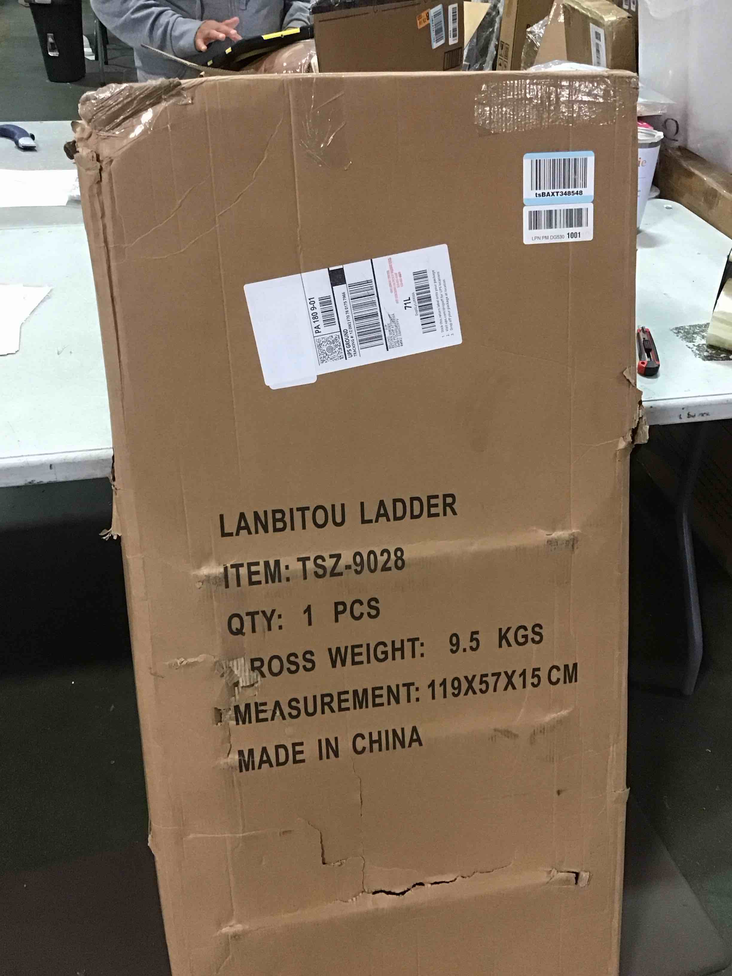 https://s3.amazonaws.com/lotting-images-prod/bidfta/BRN1631913_1733844454038.jpeg