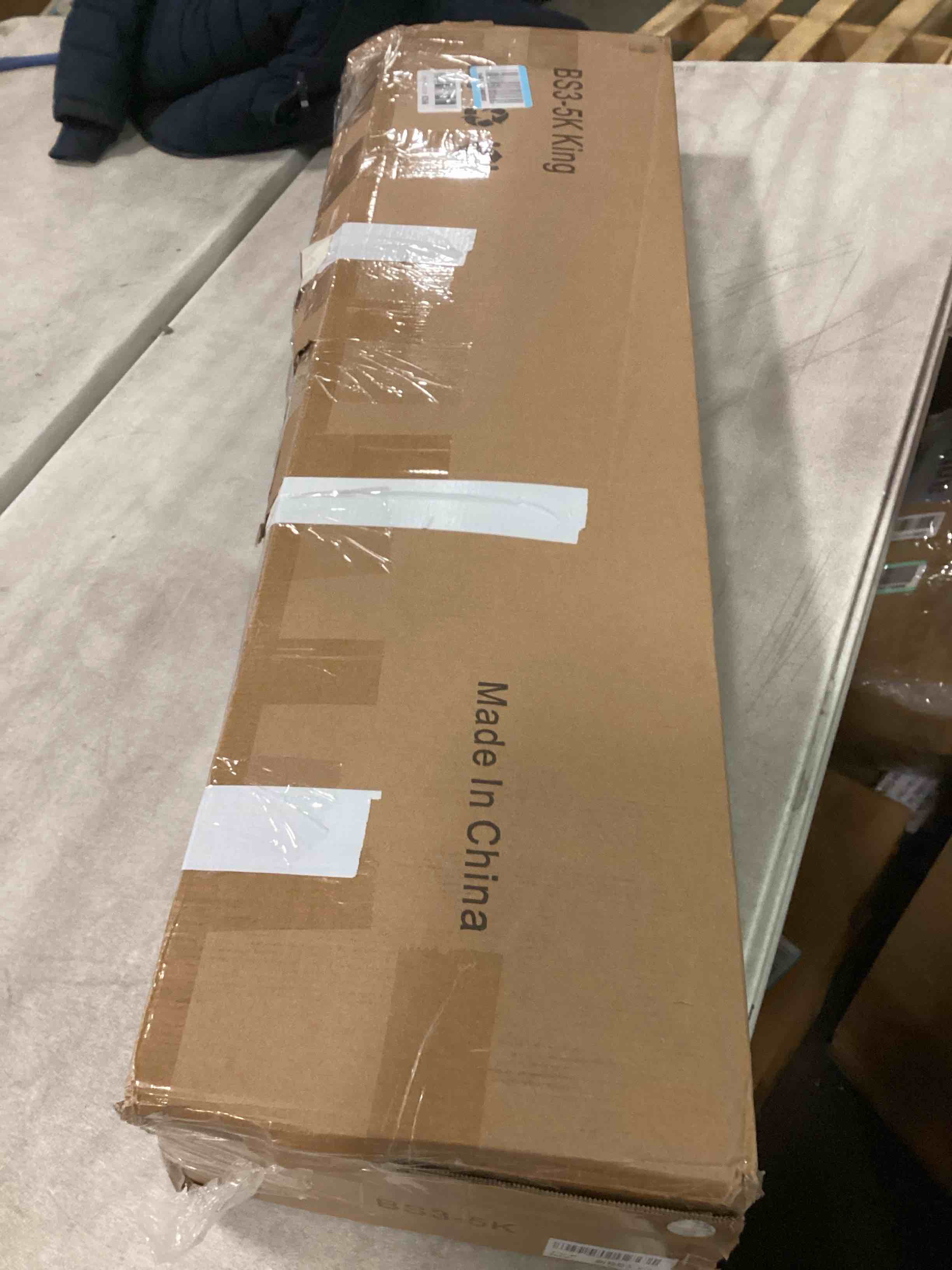 https://s3.amazonaws.com/lotting-images-prod/bidfta/BRN1632903_1736345218006.jpeg
