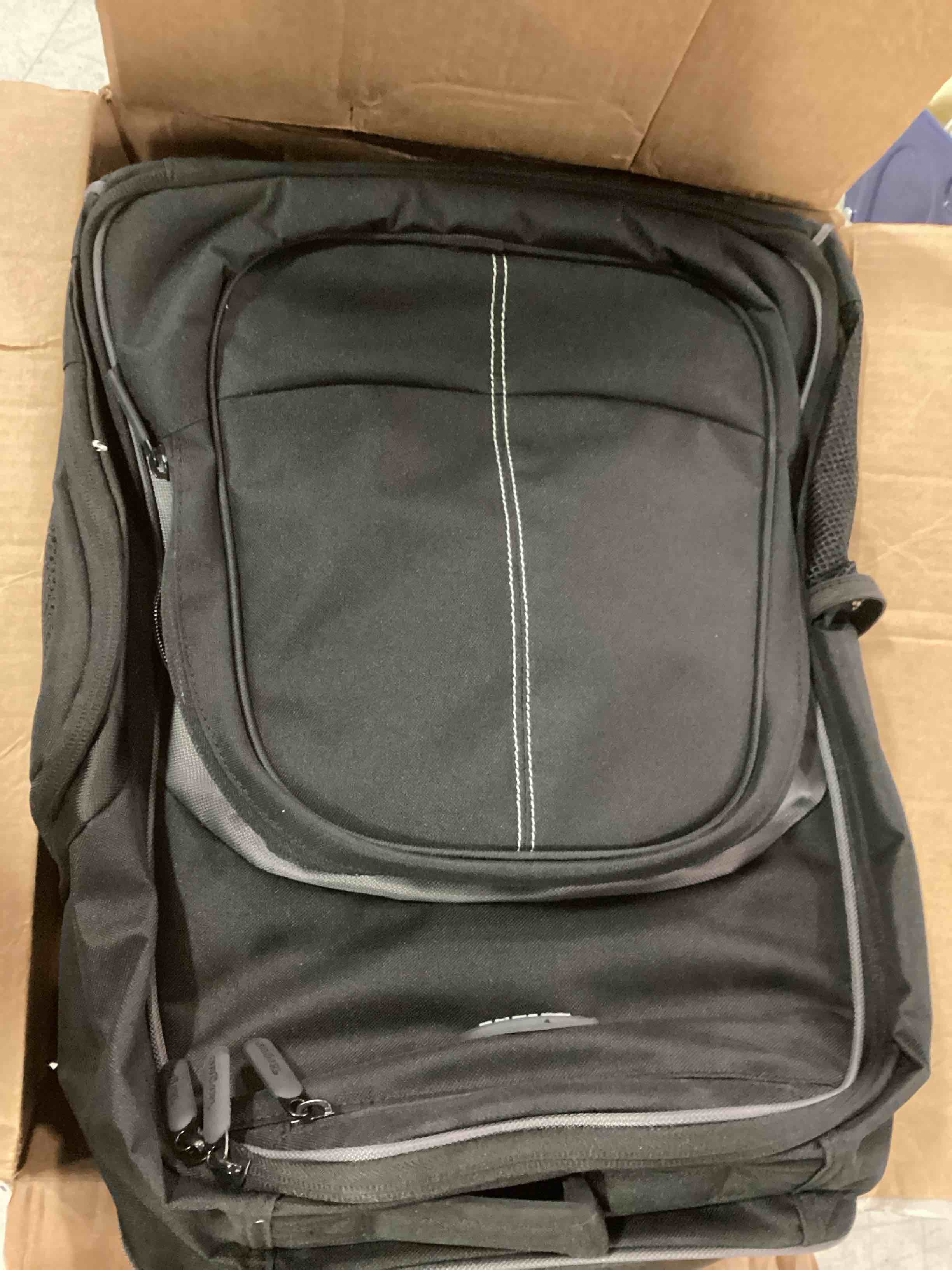 https://s3.amazonaws.com/lotting-images-prod/bidfta/BRN1634040_1733162545007.jpeg
