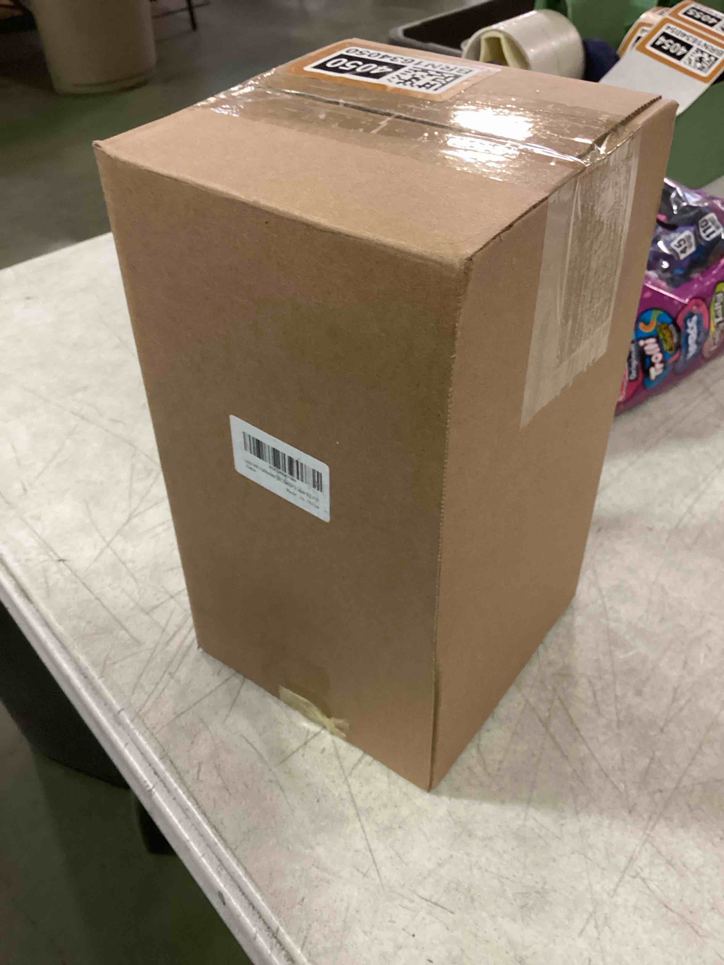 https://s3.amazonaws.com/lotting-images-prod/bidfta/BRN1634050_1733164602536.jpeg