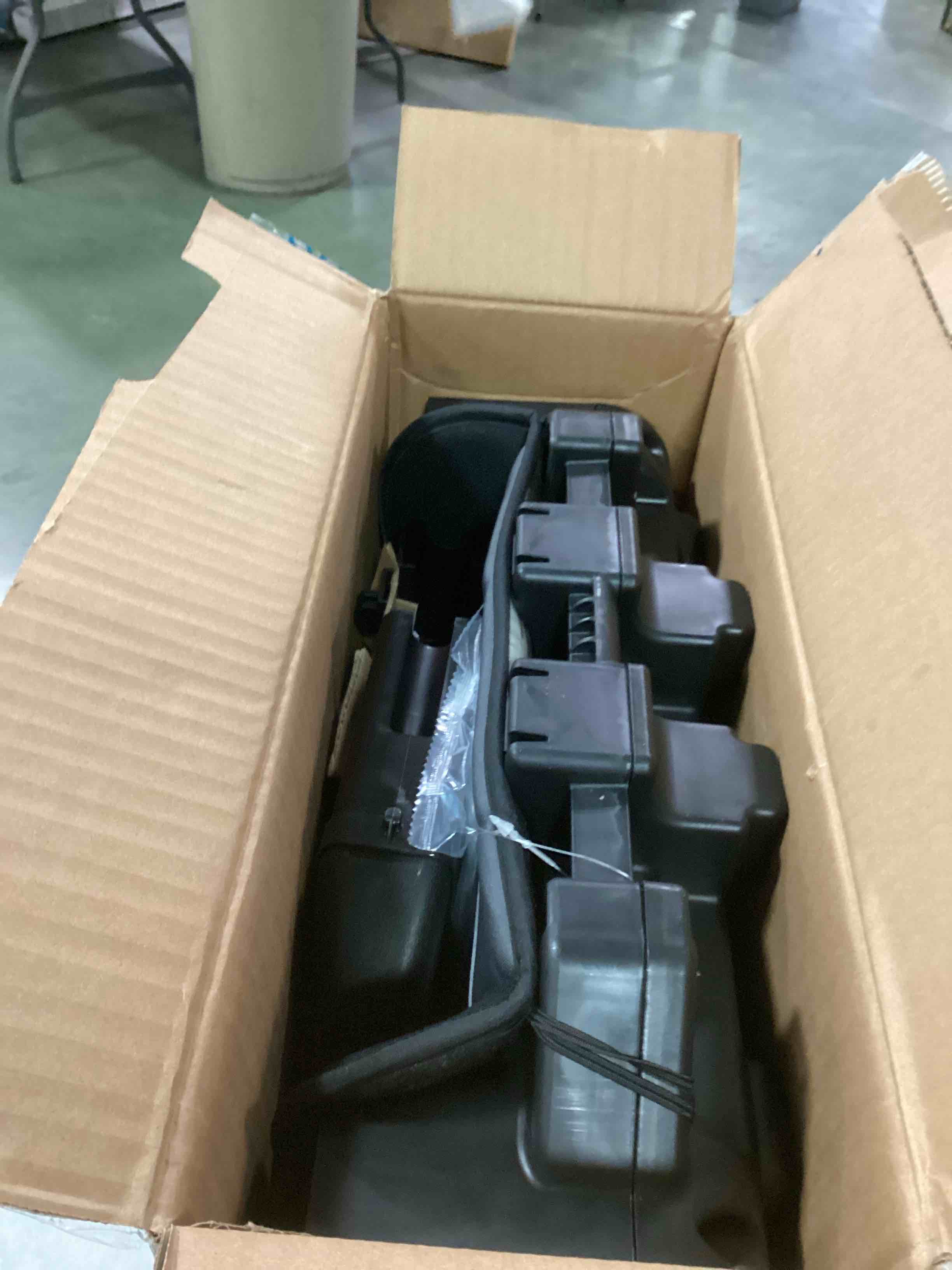 https://s3.amazonaws.com/lotting-images-prod/bidfta/BRN1634177_1733239465897.jpeg