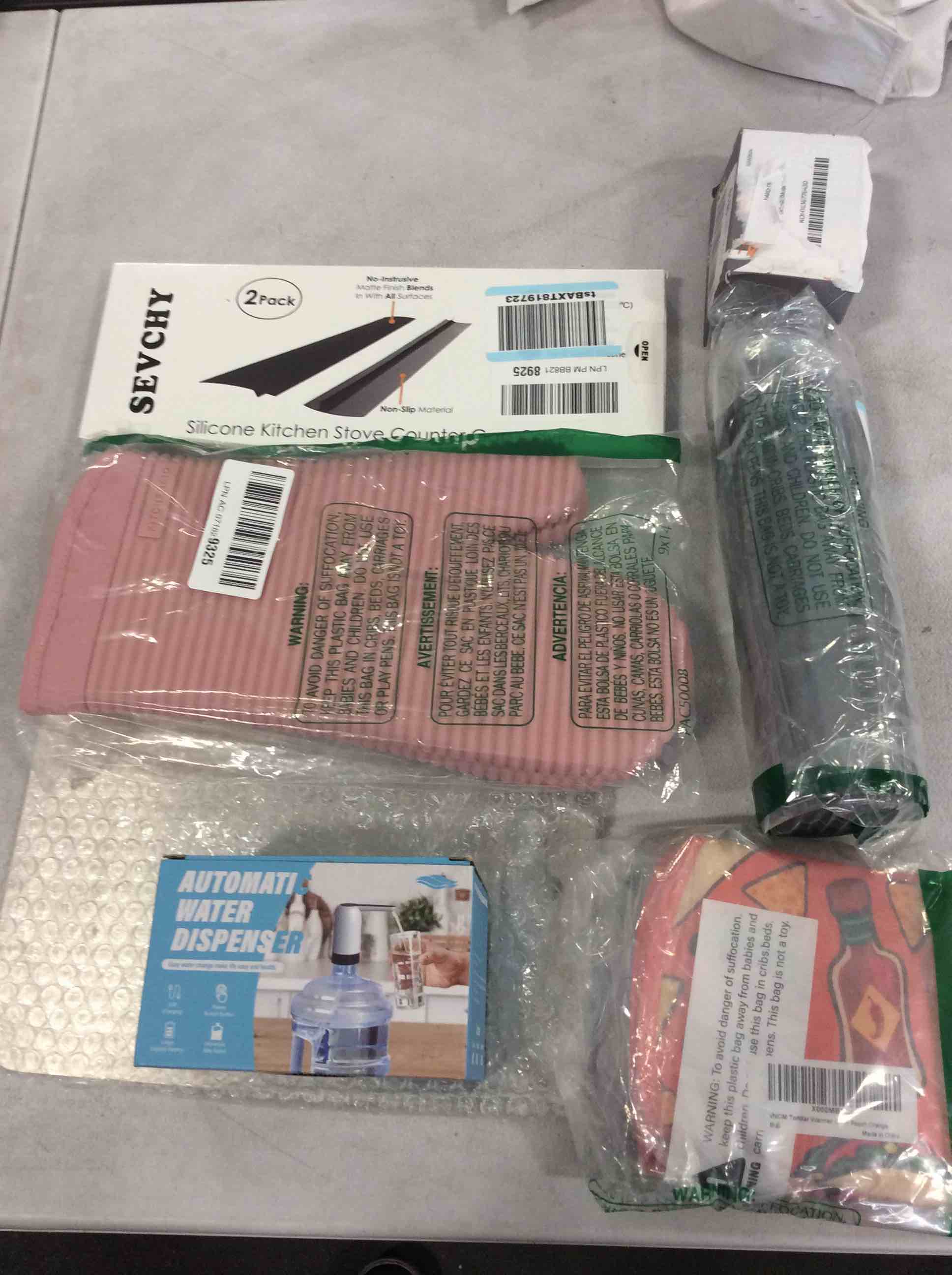 https://s3.amazonaws.com/lotting-images-prod/bidfta/BRN1636459_1733150214614.jpeg