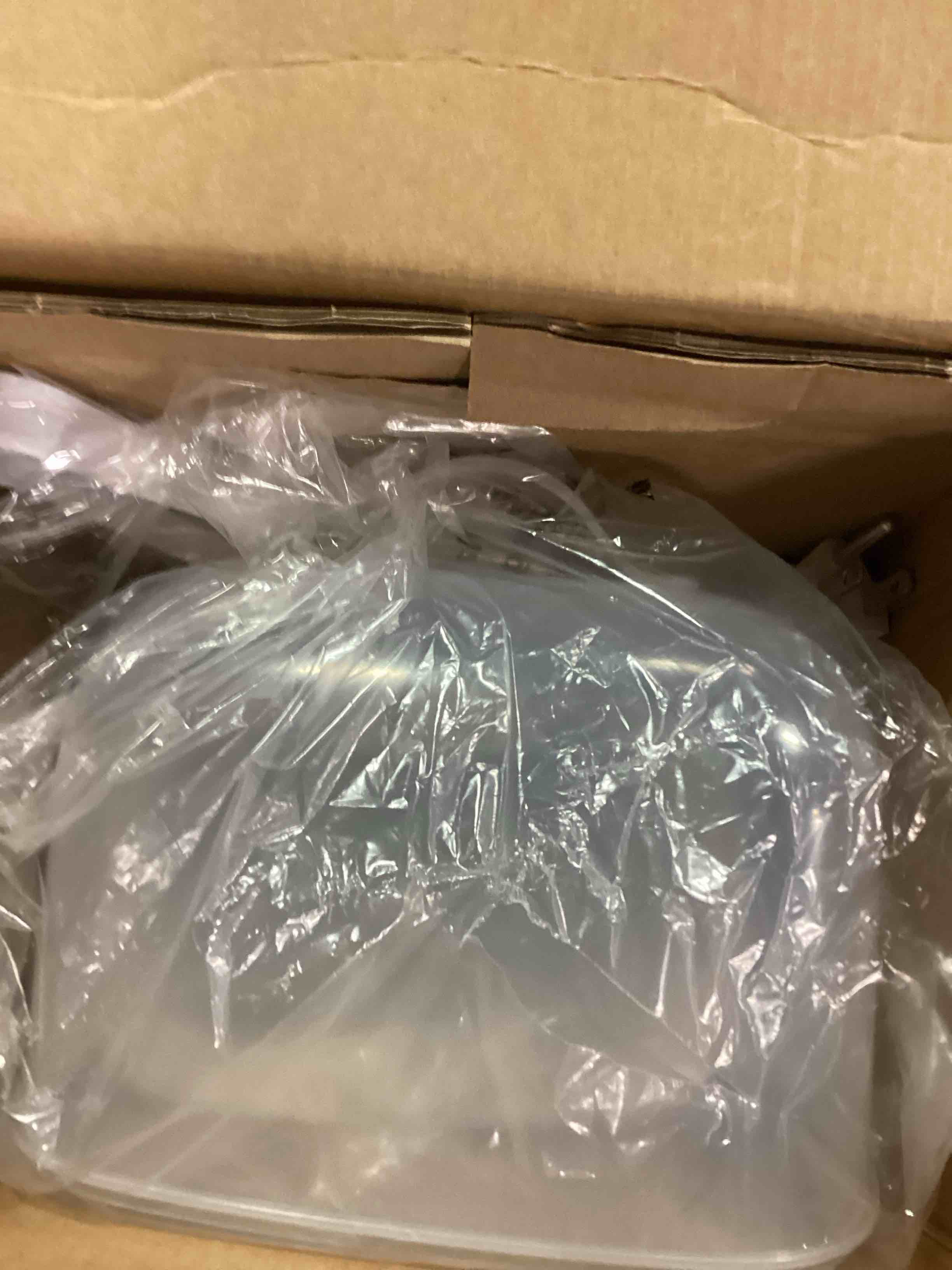 https://s3.amazonaws.com/lotting-images-prod/bidfta/BRN1636718_1733864131509.jpeg