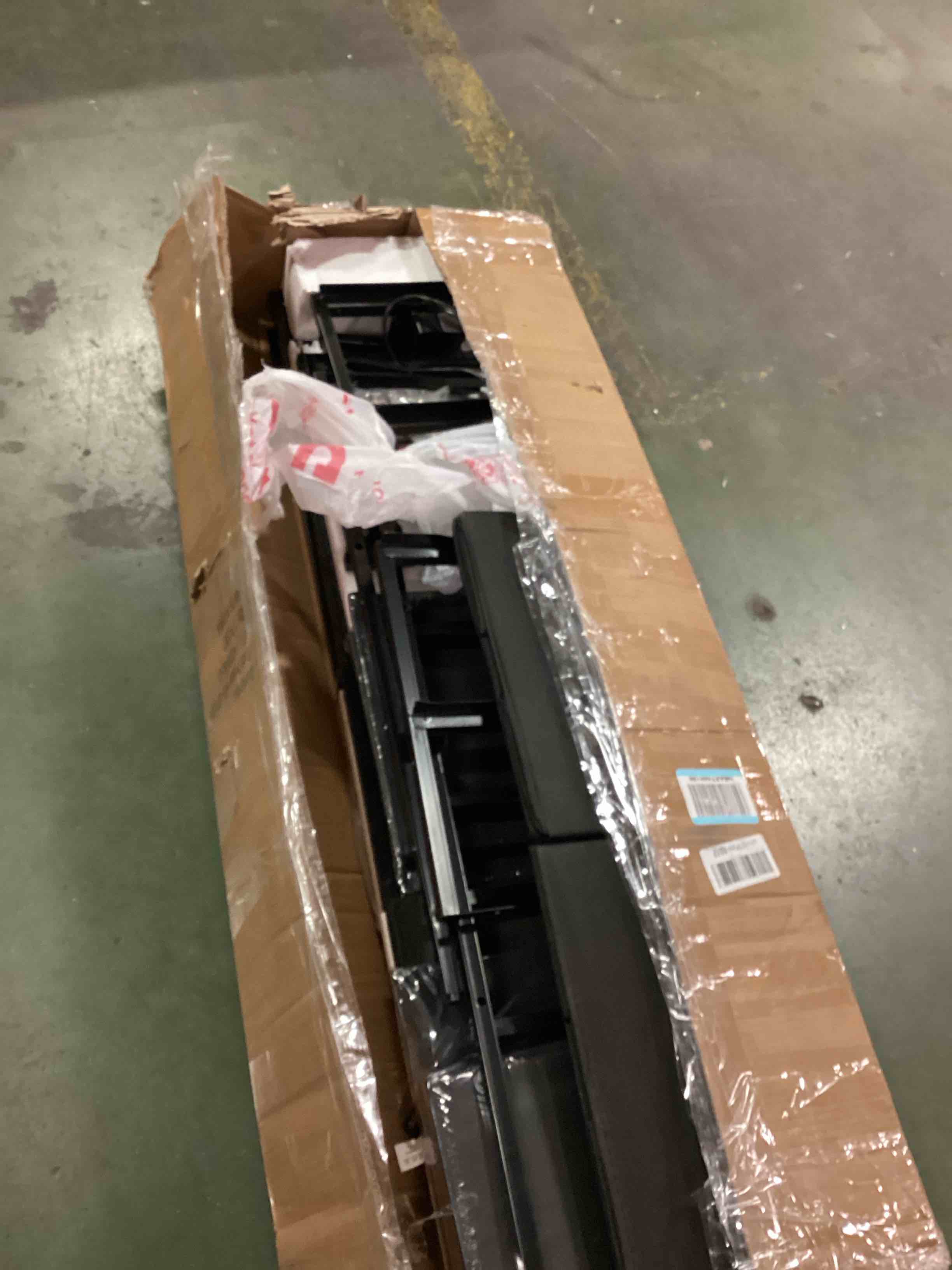 https://s3.amazonaws.com/lotting-images-prod/bidfta/BRN1636824_1734005113225.jpeg
