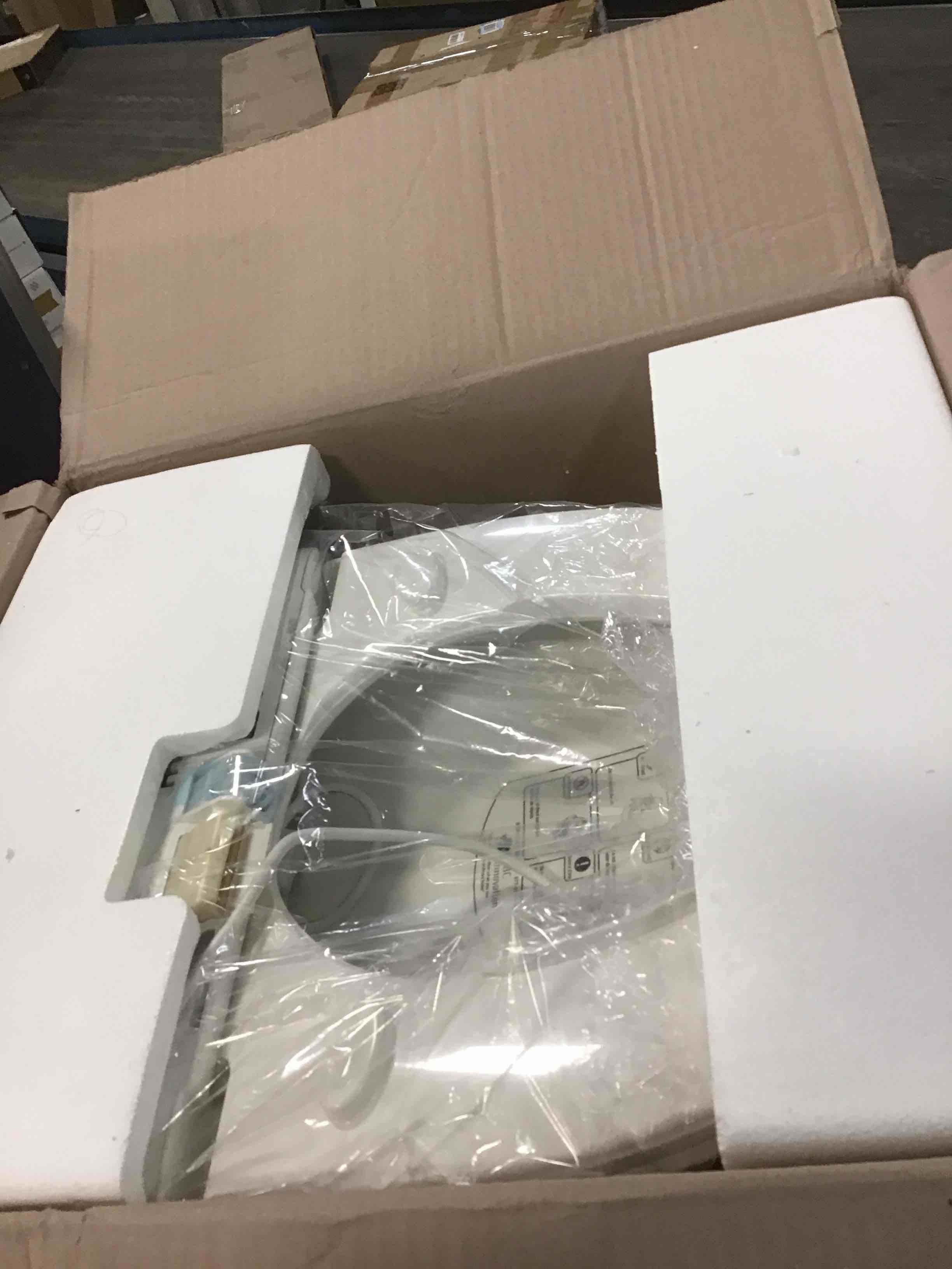 https://s3.amazonaws.com/lotting-images-prod/bidfta/BRN1640244_1738772948776.jpeg