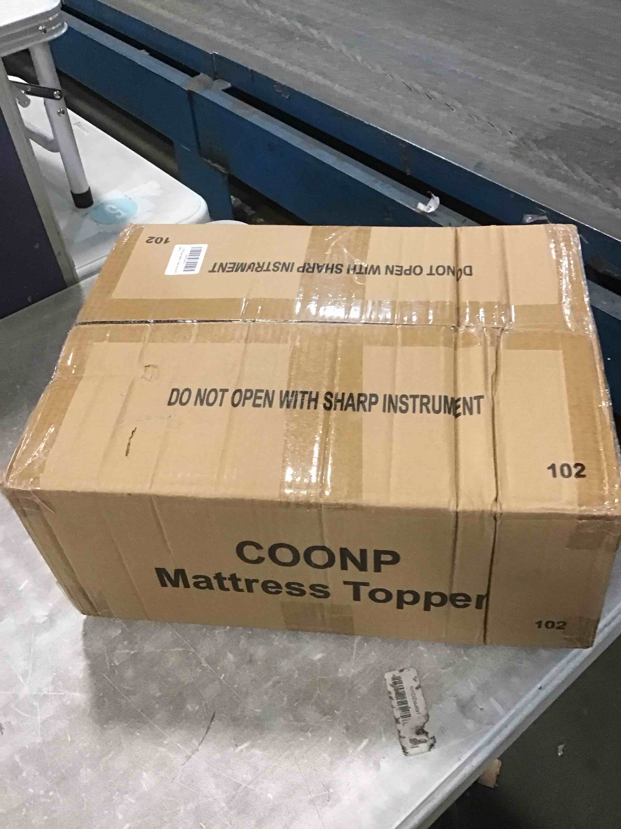 https://s3.amazonaws.com/lotting-images-prod/bidfta/BRN1640312_1738783717701.jpeg
