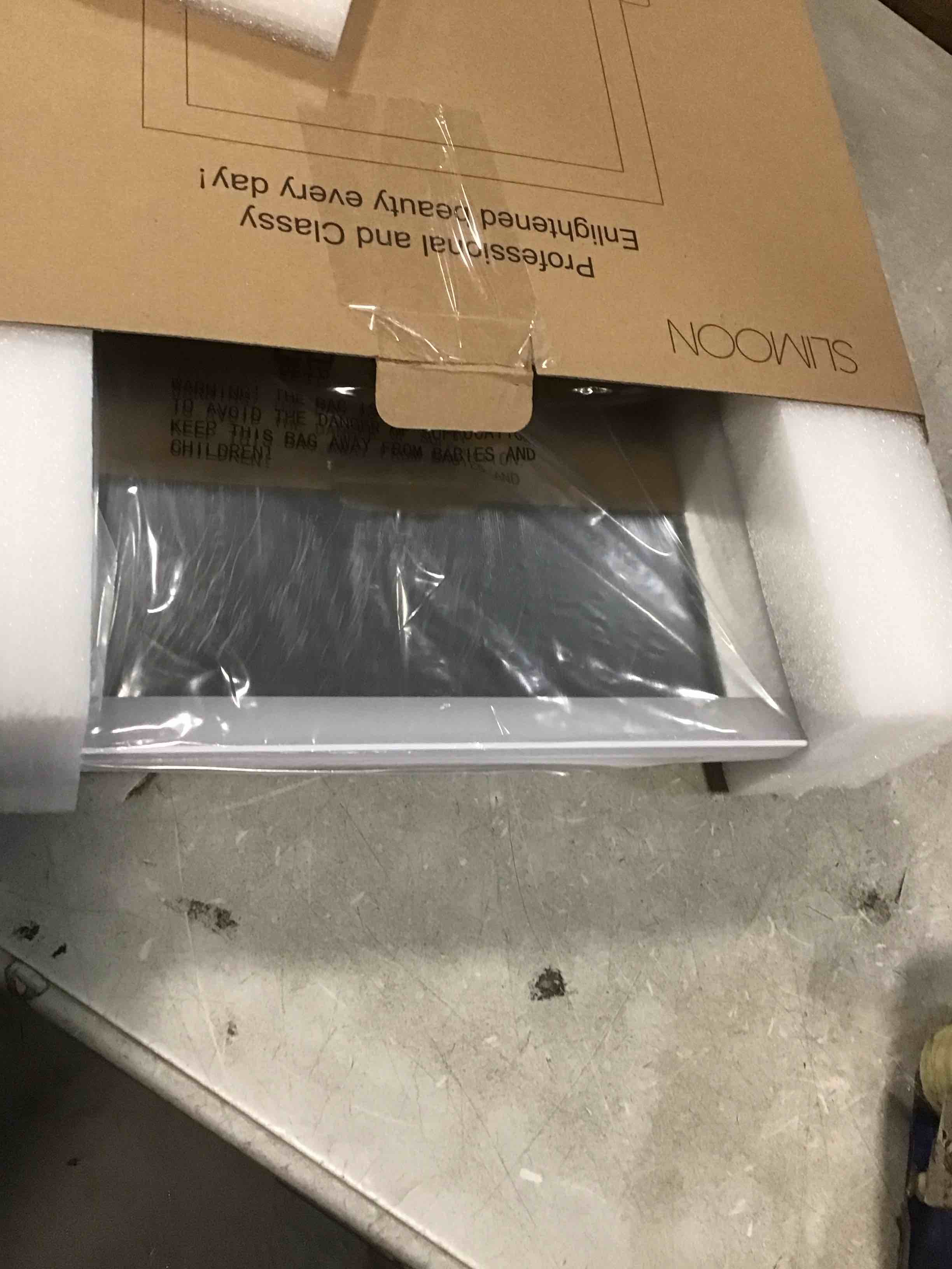 https://s3.amazonaws.com/lotting-images-prod/bidfta/BRN1640670_1738935947658.jpeg