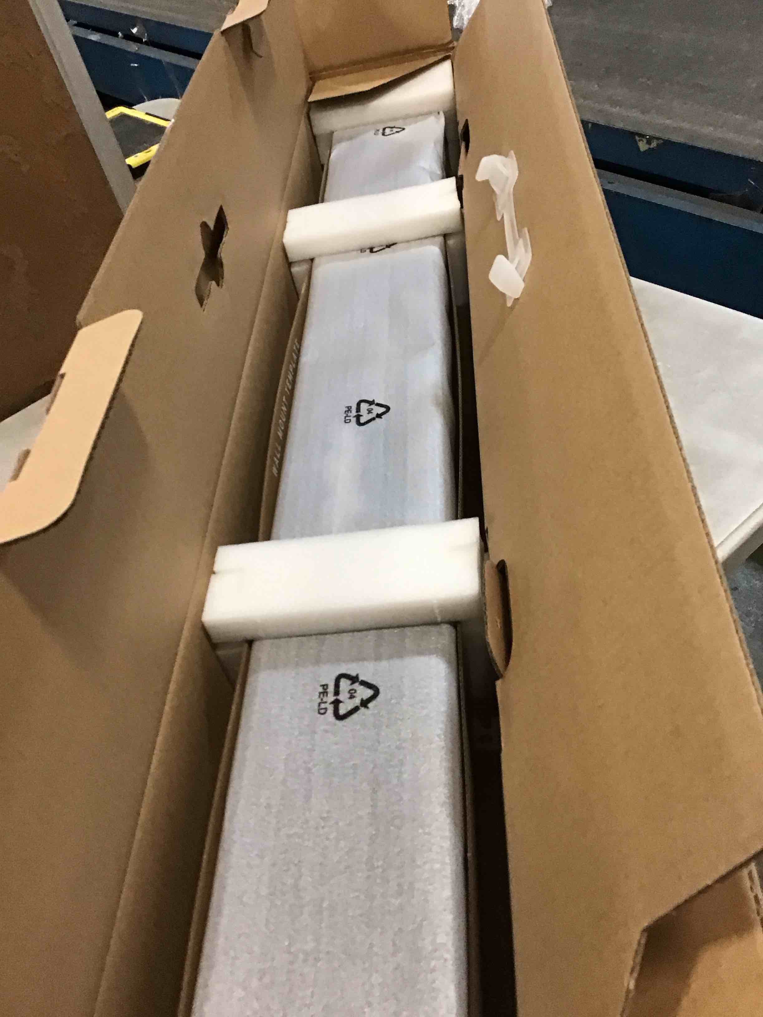 https://s3.amazonaws.com/lotting-images-prod/bidfta/BRN1640727_1738943794101.jpeg