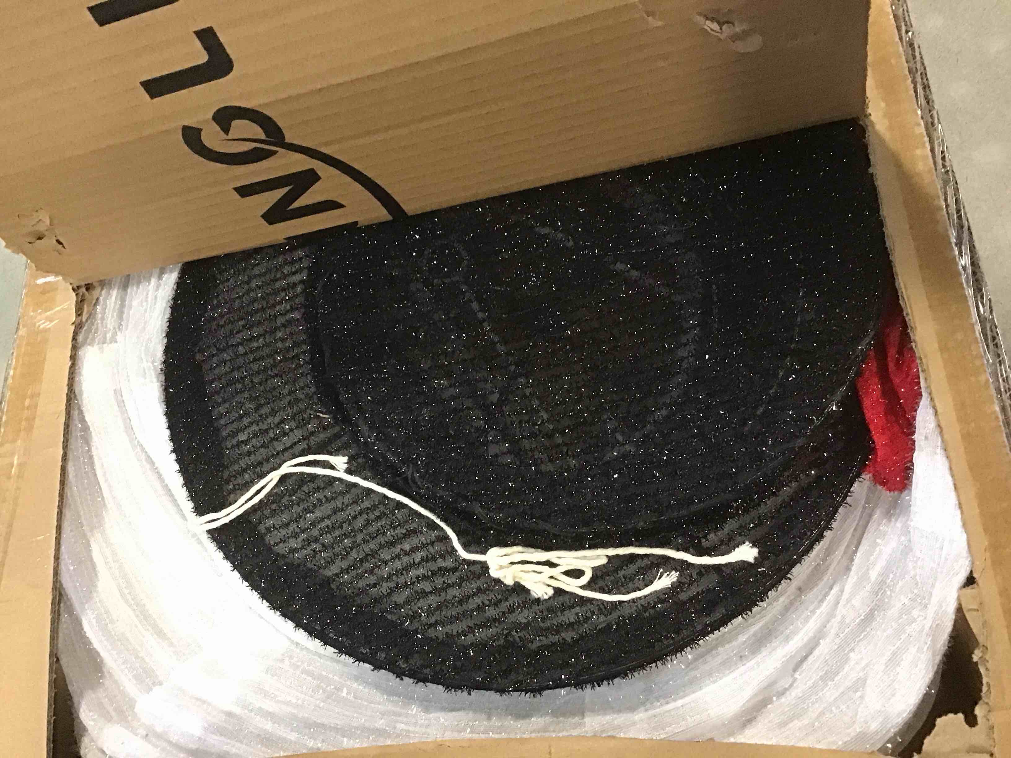 https://s3.amazonaws.com/lotting-images-prod/bidfta/BRN1640981_1739207918330.jpeg