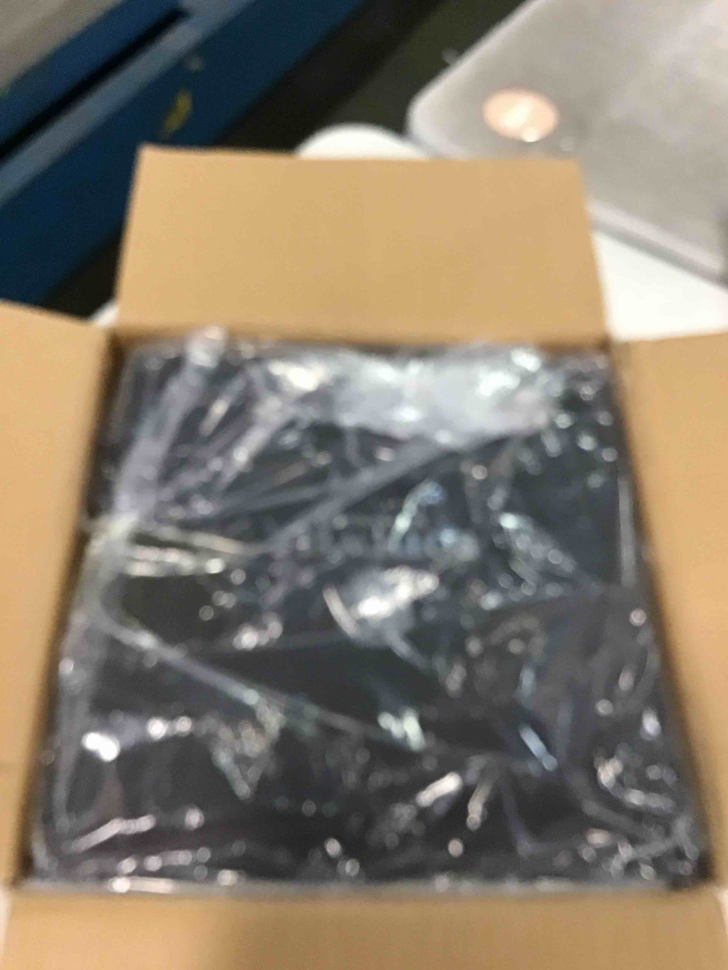 https://s3.amazonaws.com/lotting-images-prod/bidfta/BRN1645313_1735620943068.jpeg