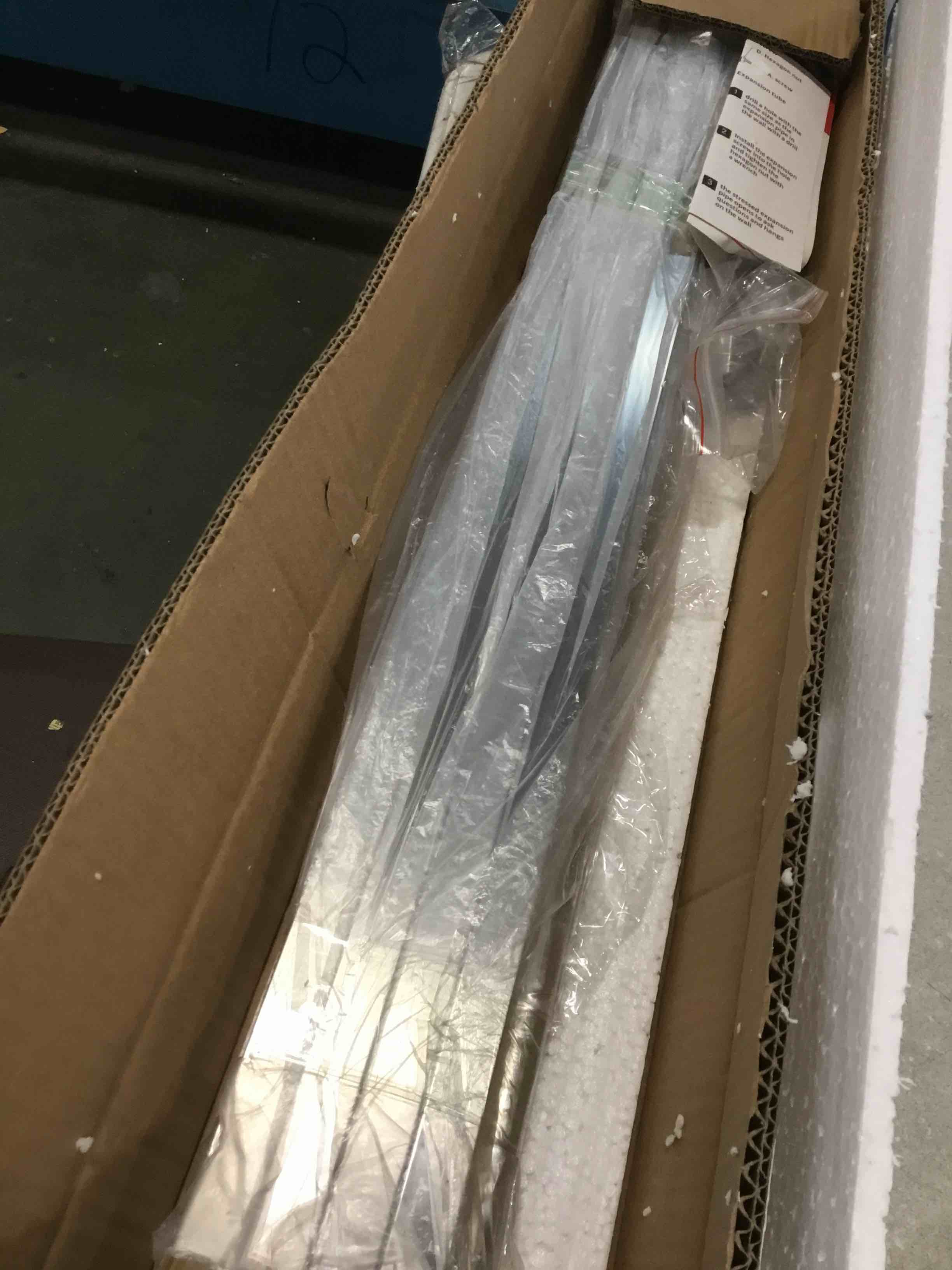 https://s3.amazonaws.com/lotting-images-prod/bidfta/BRN1648533_1734031701726.jpeg