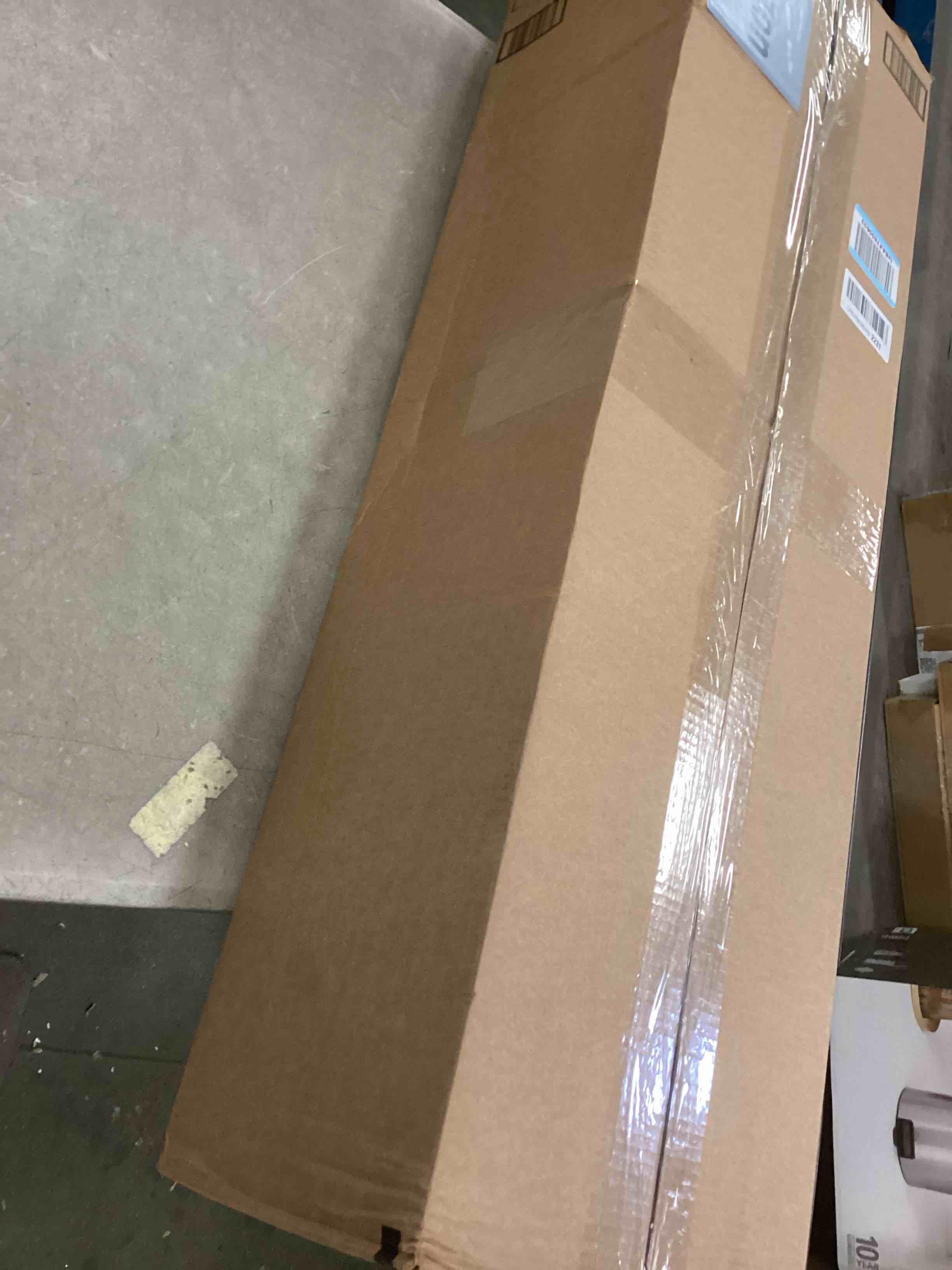 https://s3.amazonaws.com/lotting-images-prod/bidfta/BRN1649963_1734628017519.jpeg