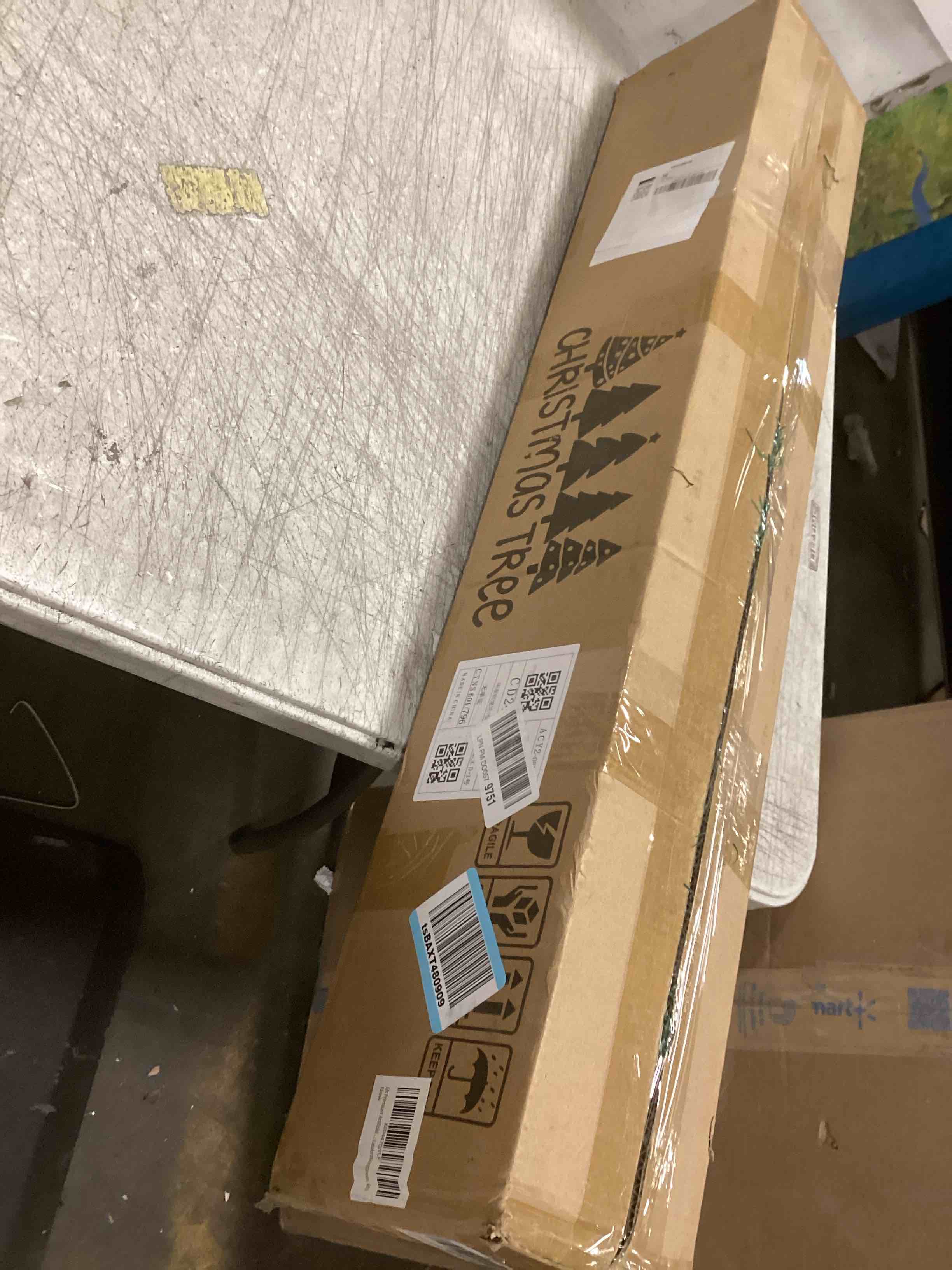 https://s3.amazonaws.com/lotting-images-prod/bidfta/BRN1650105_1734699623032.jpeg