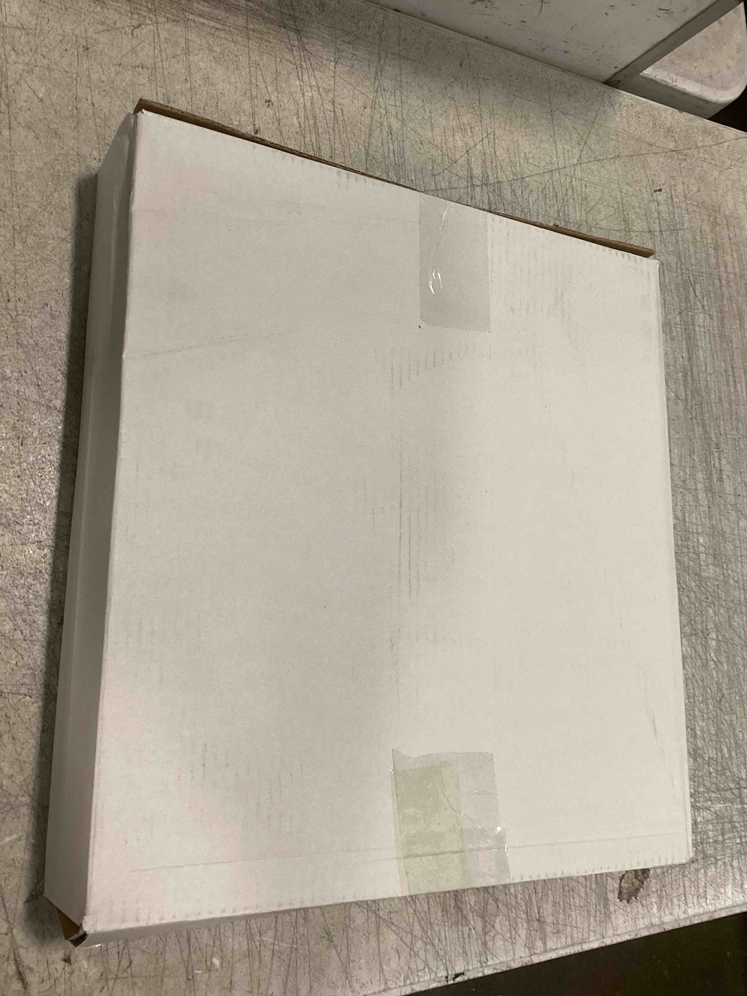 https://s3.amazonaws.com/lotting-images-prod/bidfta/BRN1650275_1734722367464.jpeg