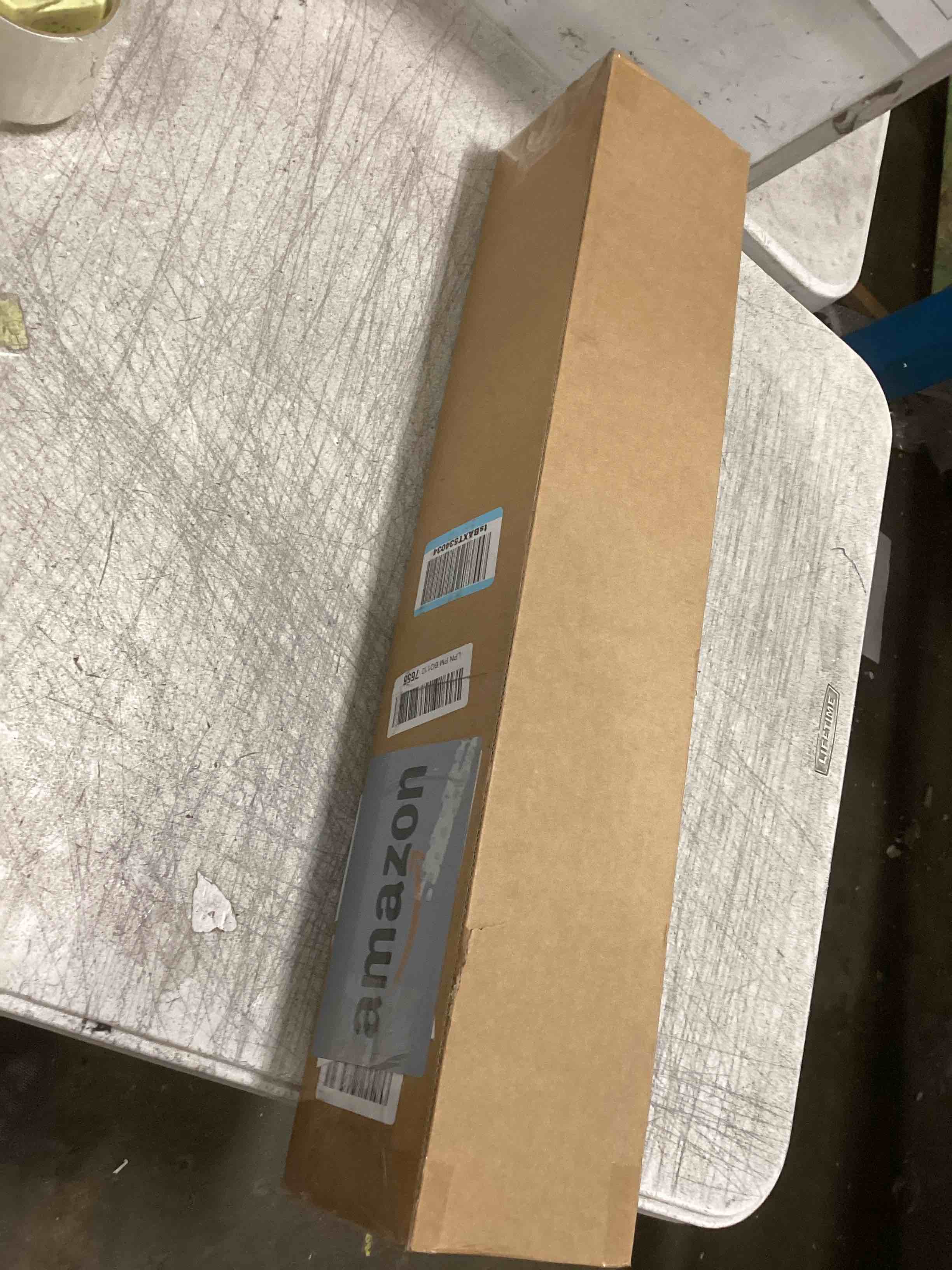 https://s3.amazonaws.com/lotting-images-prod/bidfta/BRN1650283_1734722888538.jpeg
