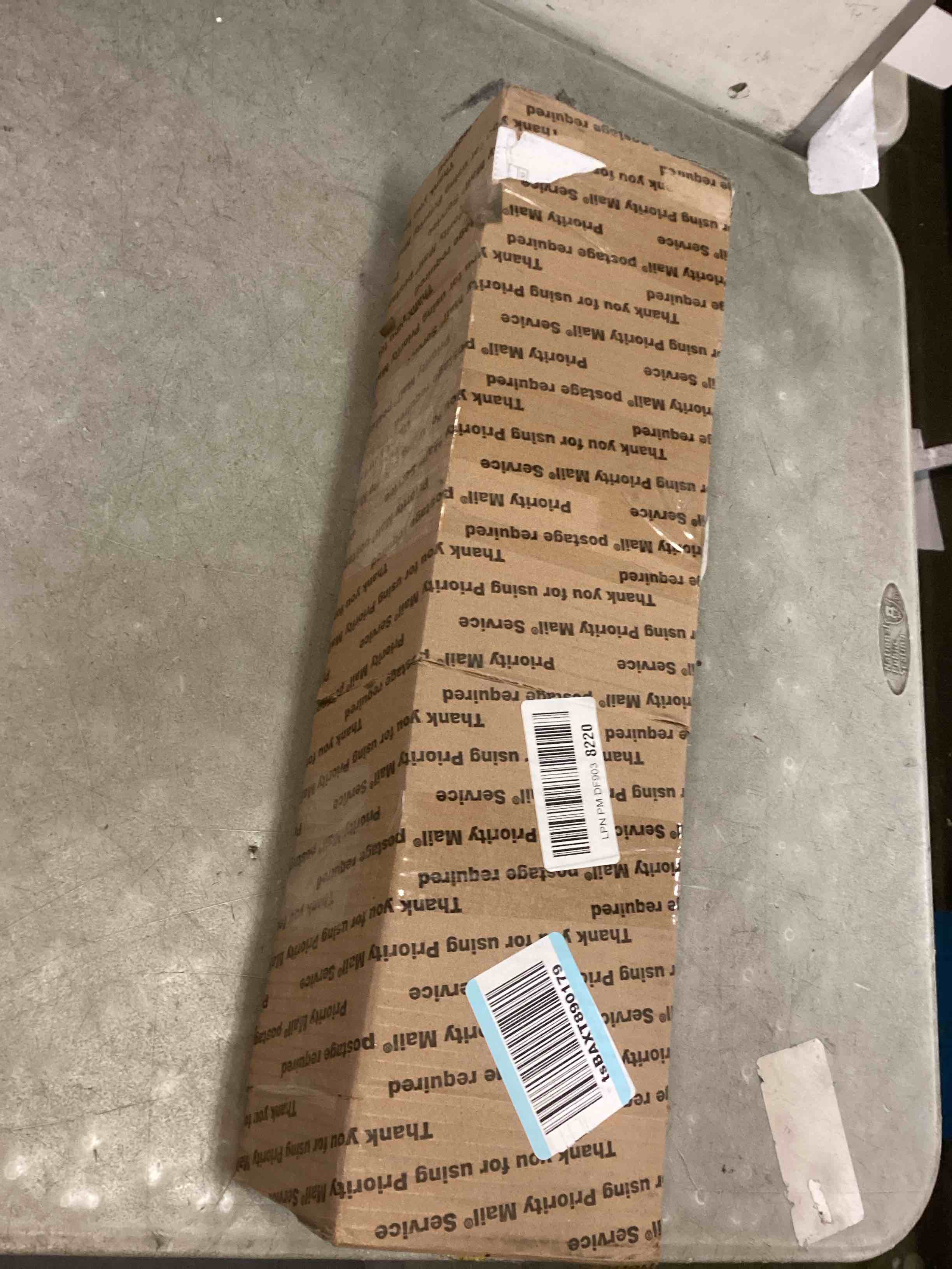 https://s3.amazonaws.com/lotting-images-prod/bidfta/BRN1650760_1735238386745.jpeg