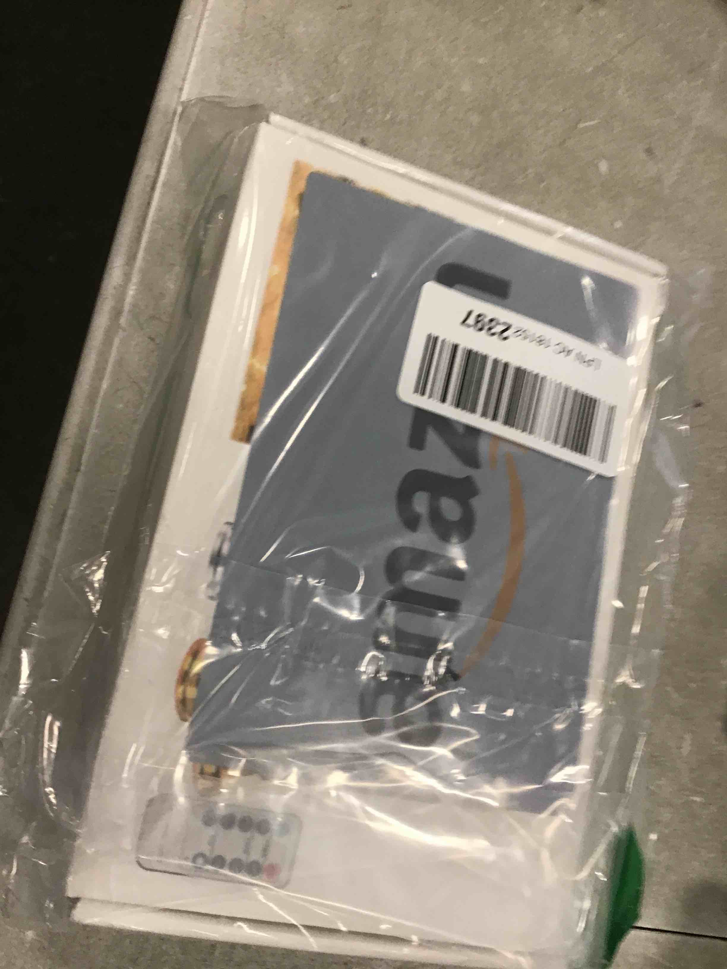 https://s3.amazonaws.com/lotting-images-prod/bidfta/BRN1651392_1733426384748.jpeg