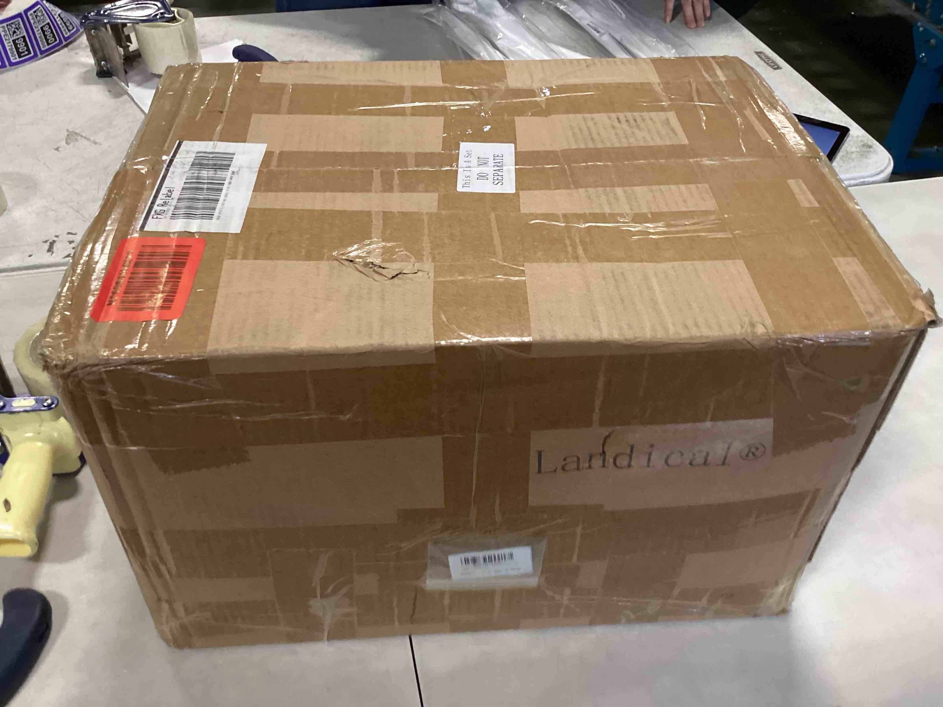 https://s3.amazonaws.com/lotting-images-prod/bidfta/BRN1654607_1737055832330.jpeg