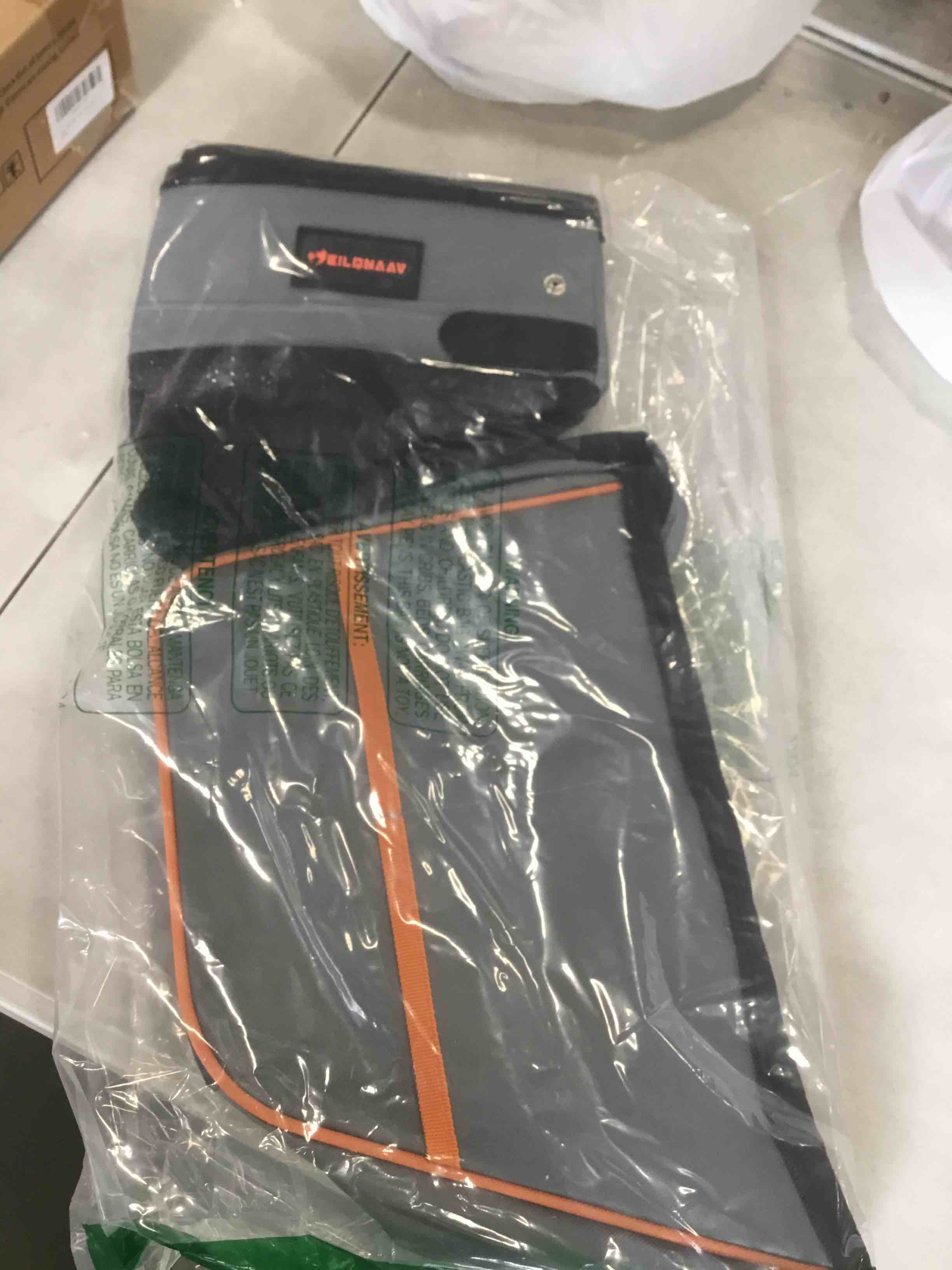 https://s3.amazonaws.com/lotting-images-prod/bidfta/BRN1655316_1737472634030.jpeg