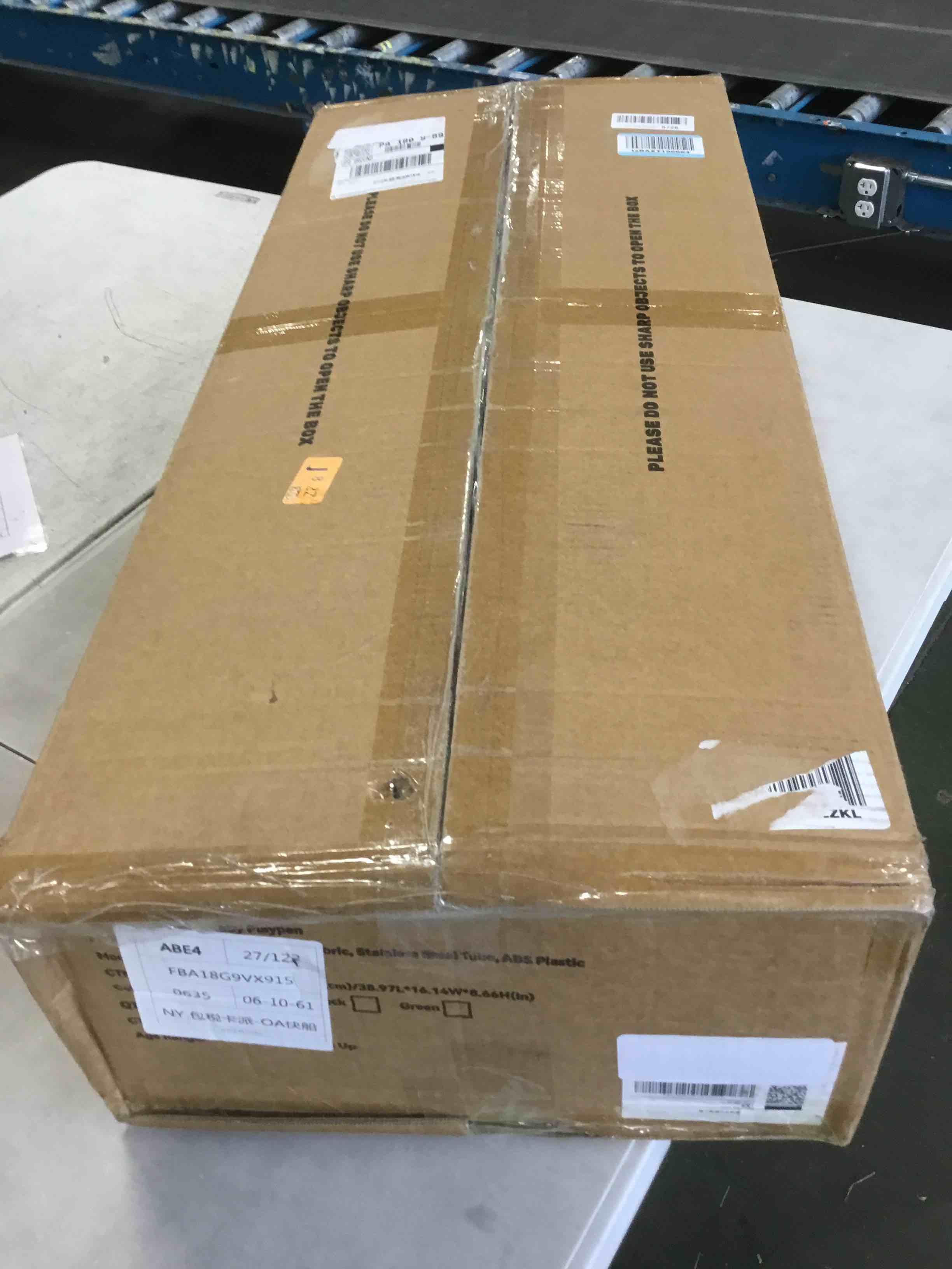 https://s3.amazonaws.com/lotting-images-prod/bidfta/BRN1655438_1737487869766.jpeg