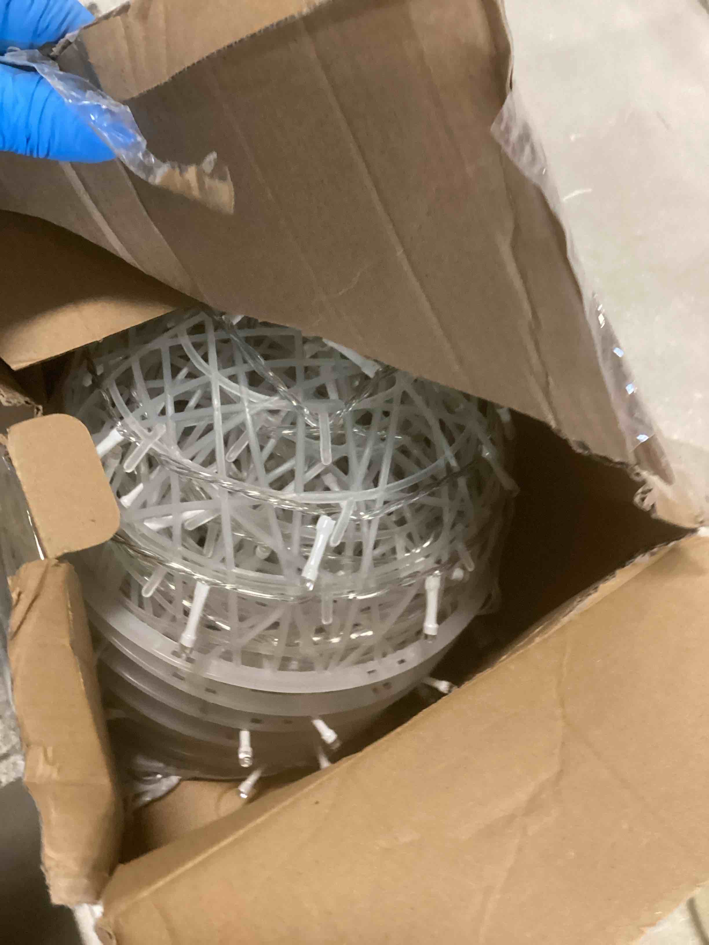https://s3.amazonaws.com/lotting-images-prod/bidfta/BRN1657656_1734460672389.jpeg