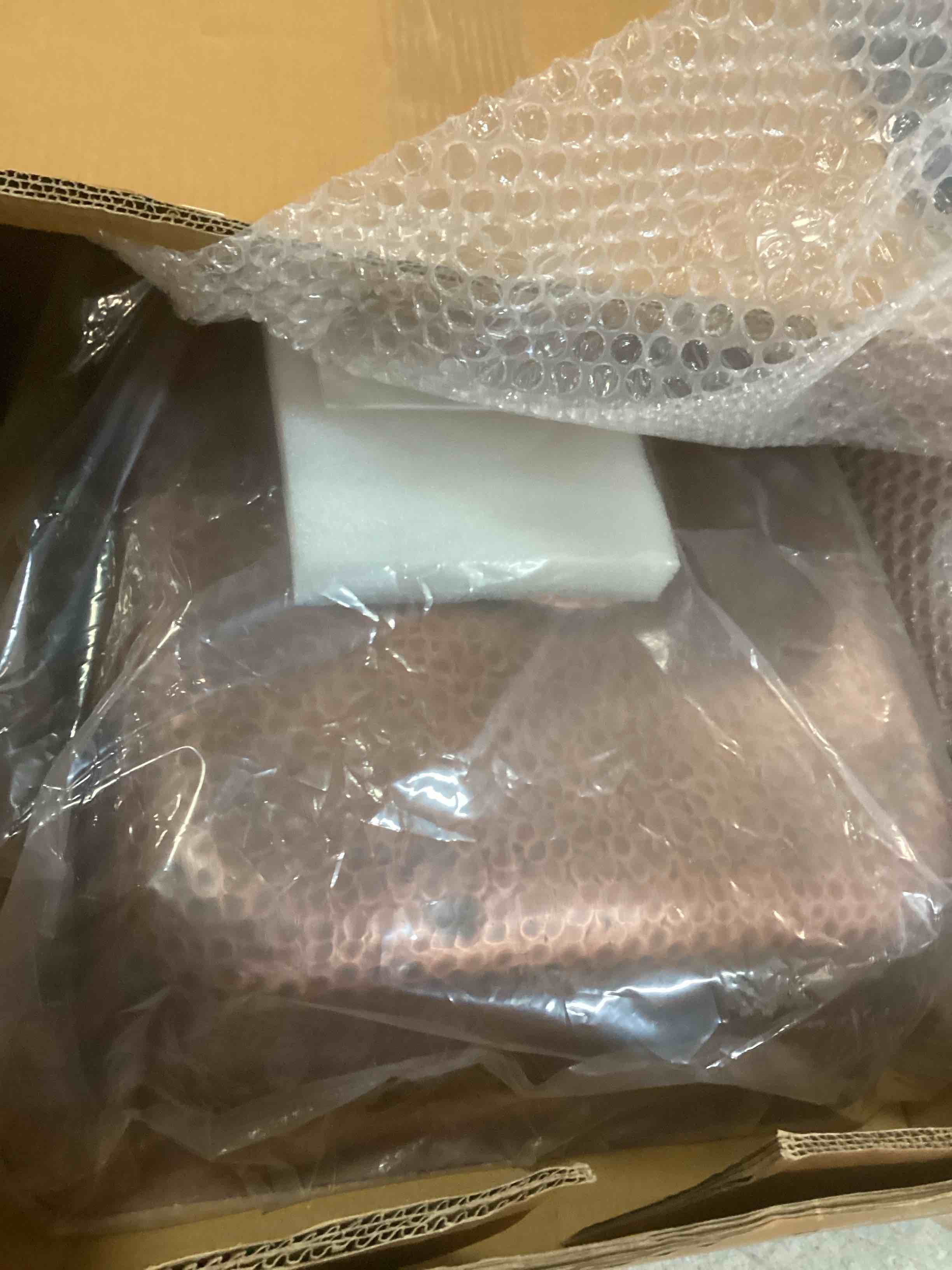 https://s3.amazonaws.com/lotting-images-prod/bidfta/BRN1659387_1735578016018.jpeg