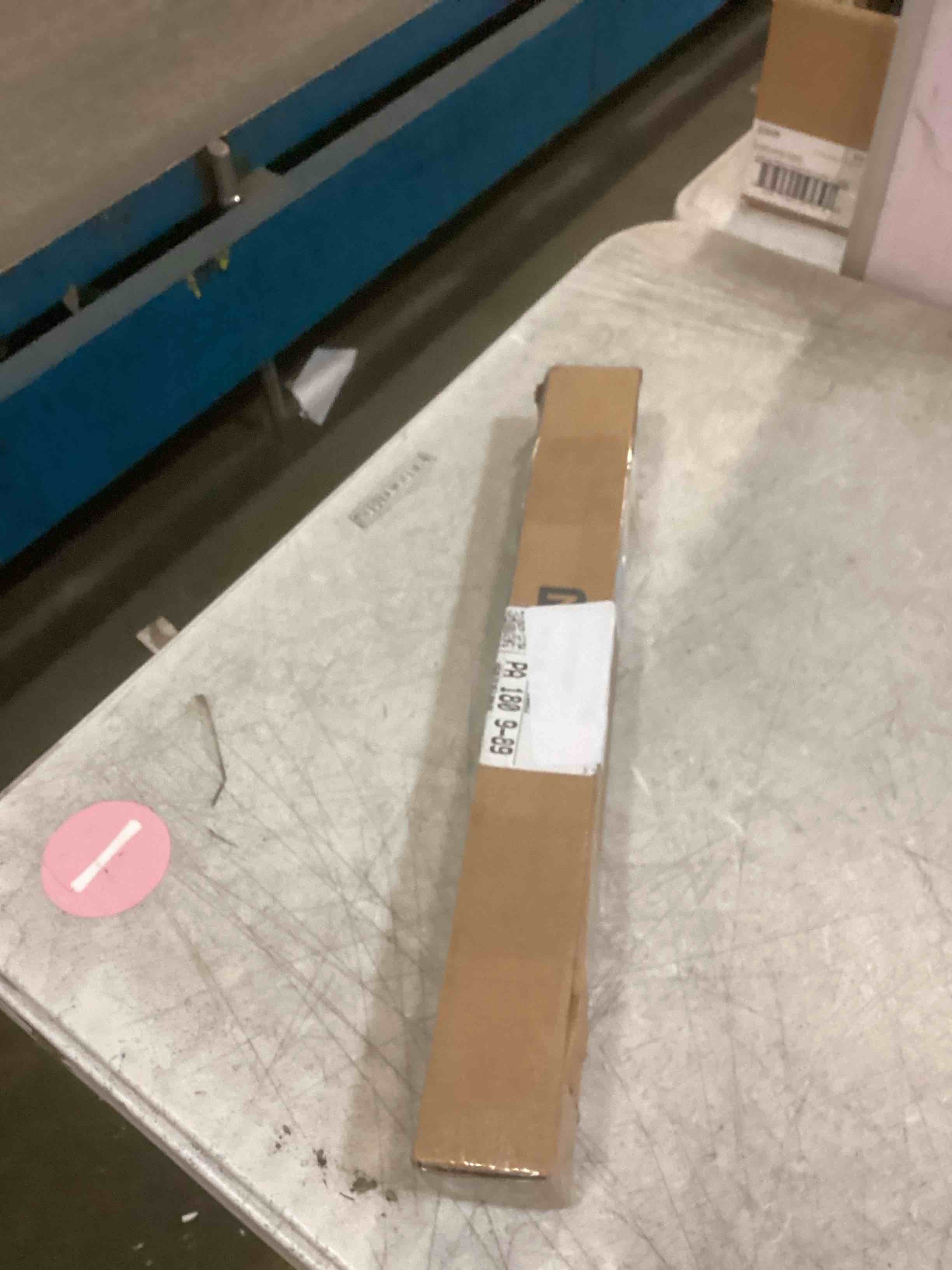 https://s3.amazonaws.com/lotting-images-prod/bidfta/BRN1659475_1735588506670.jpeg