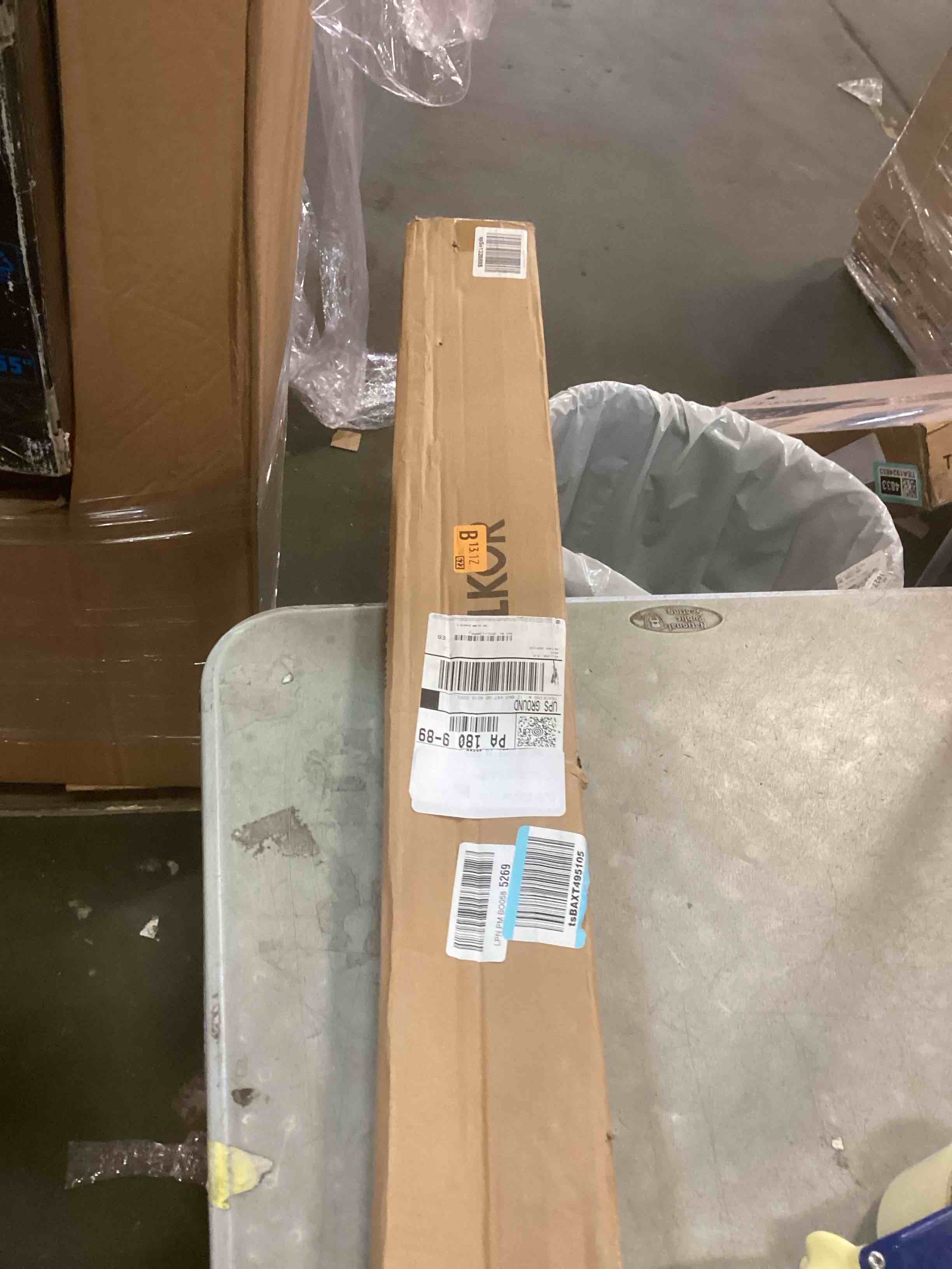 https://s3.amazonaws.com/lotting-images-prod/bidfta/BRN1659602_1735660787752.jpeg