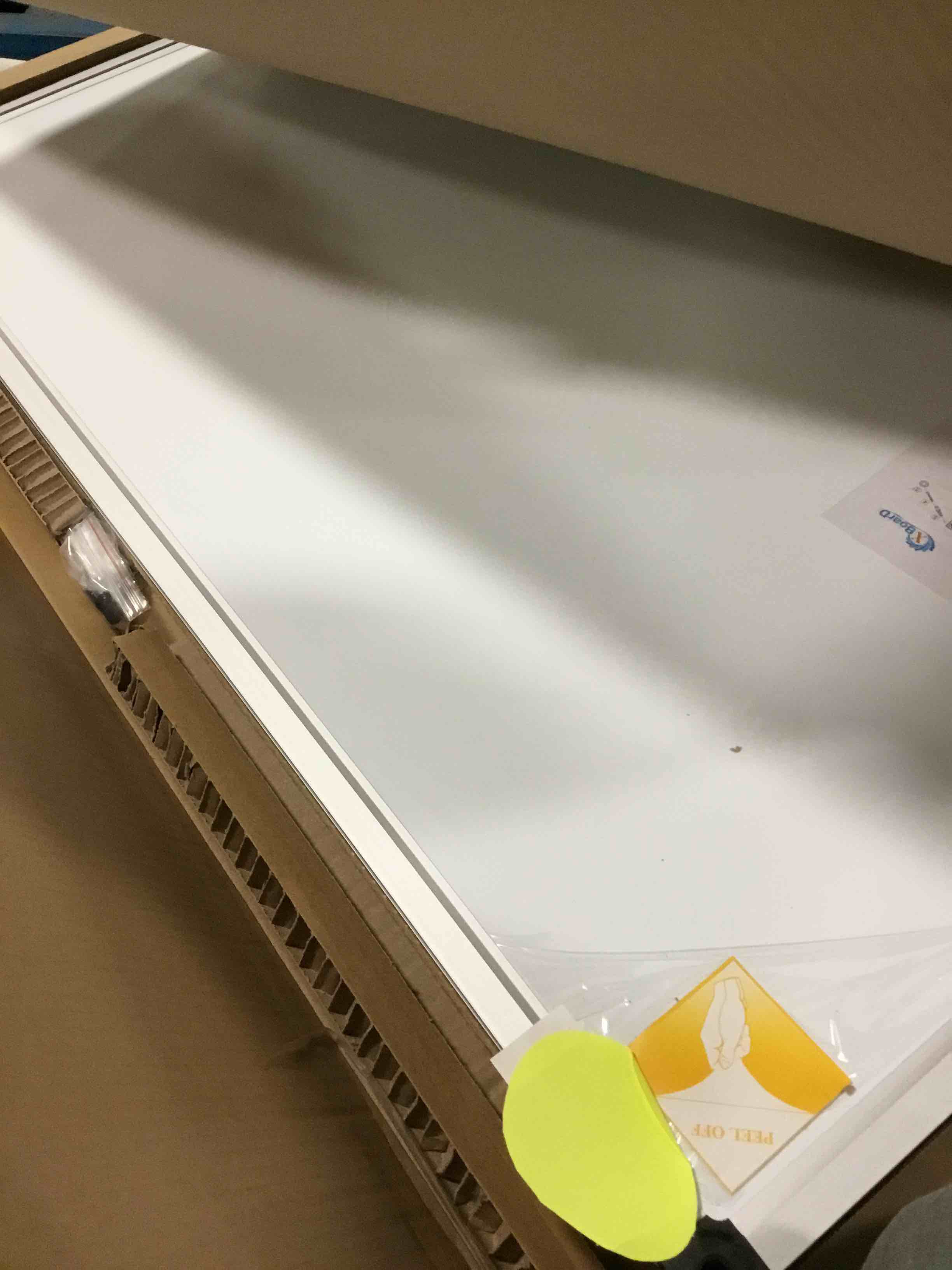 https://s3.amazonaws.com/lotting-images-prod/bidfta/BRN1660072_1735616172410.jpeg