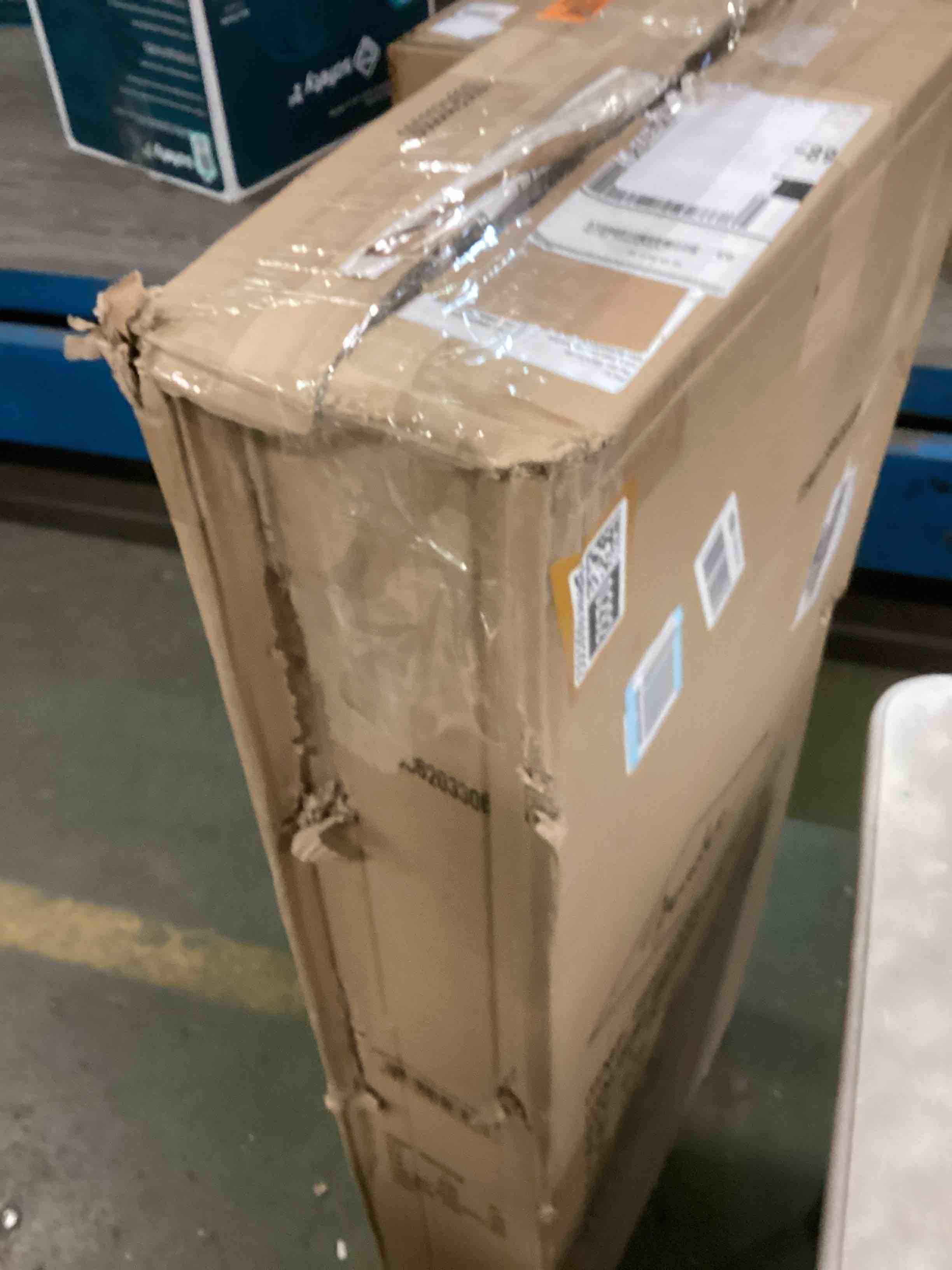 https://s3.amazonaws.com/lotting-images-prod/bidfta/BRN1660292_1735677603125.jpeg