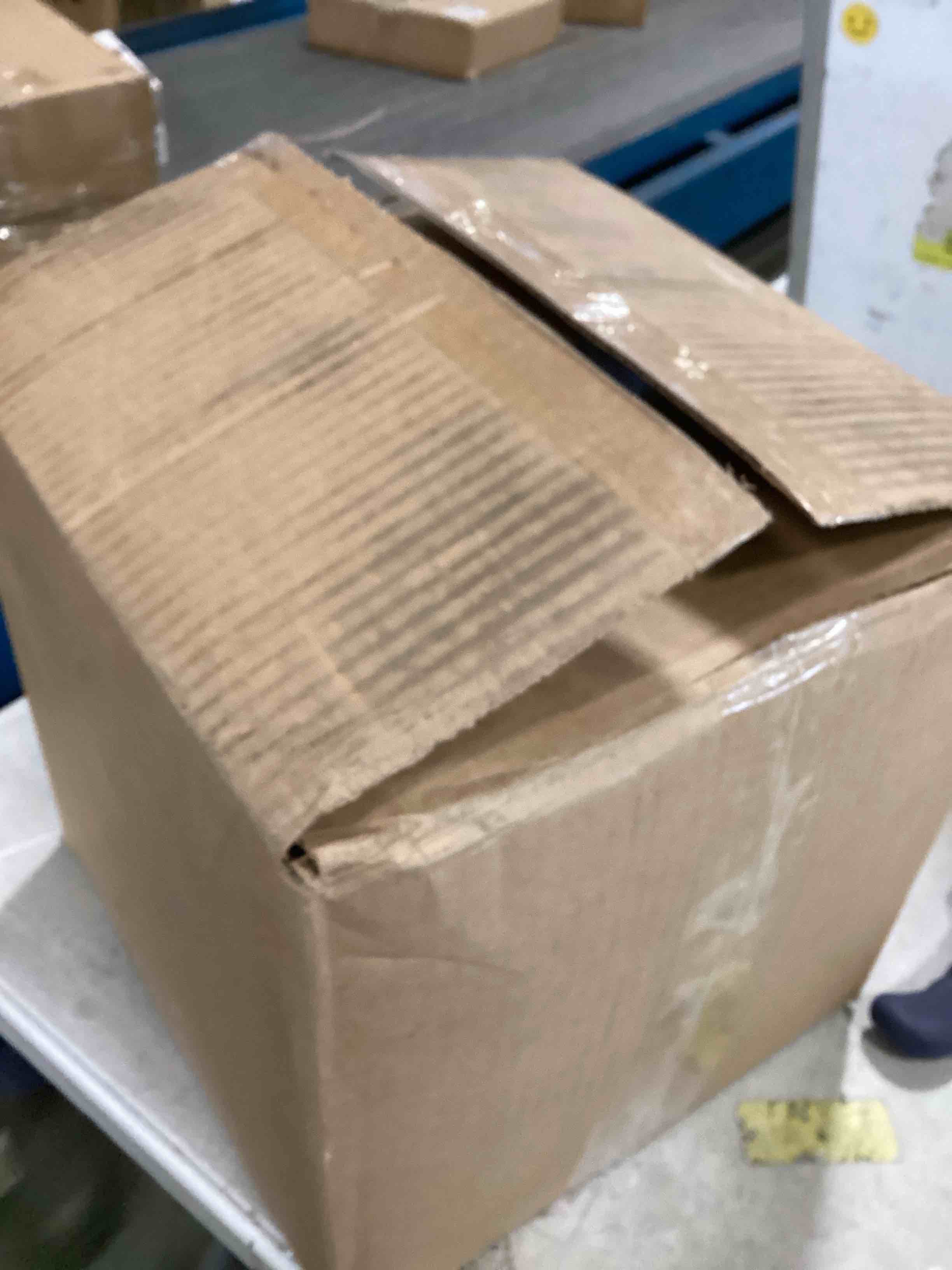 https://s3.amazonaws.com/lotting-images-prod/bidfta/BRN1660892_1735998703997.jpeg