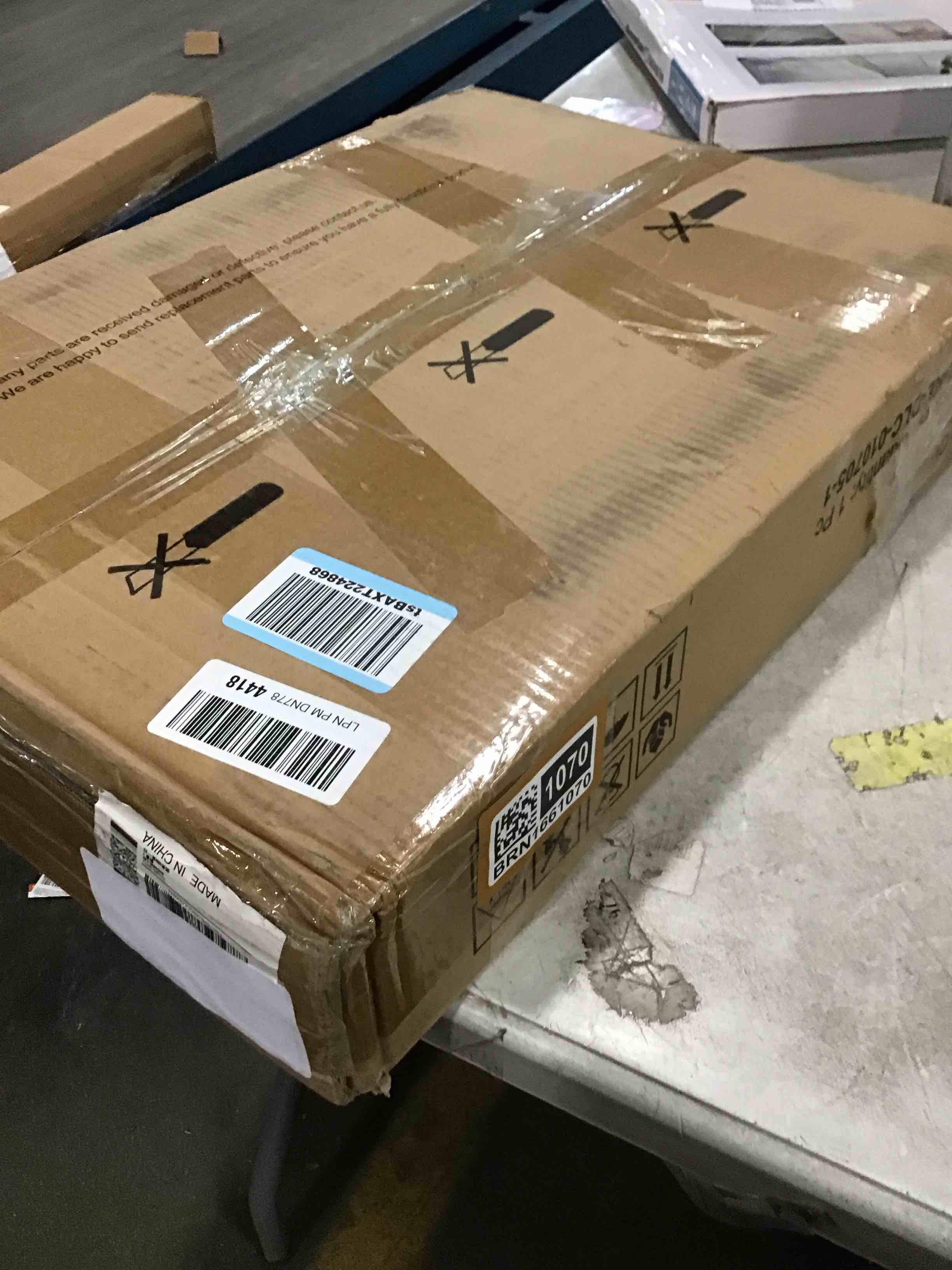 https://s3.amazonaws.com/lotting-images-prod/bidfta/BRN1661070_1736258278442.jpeg