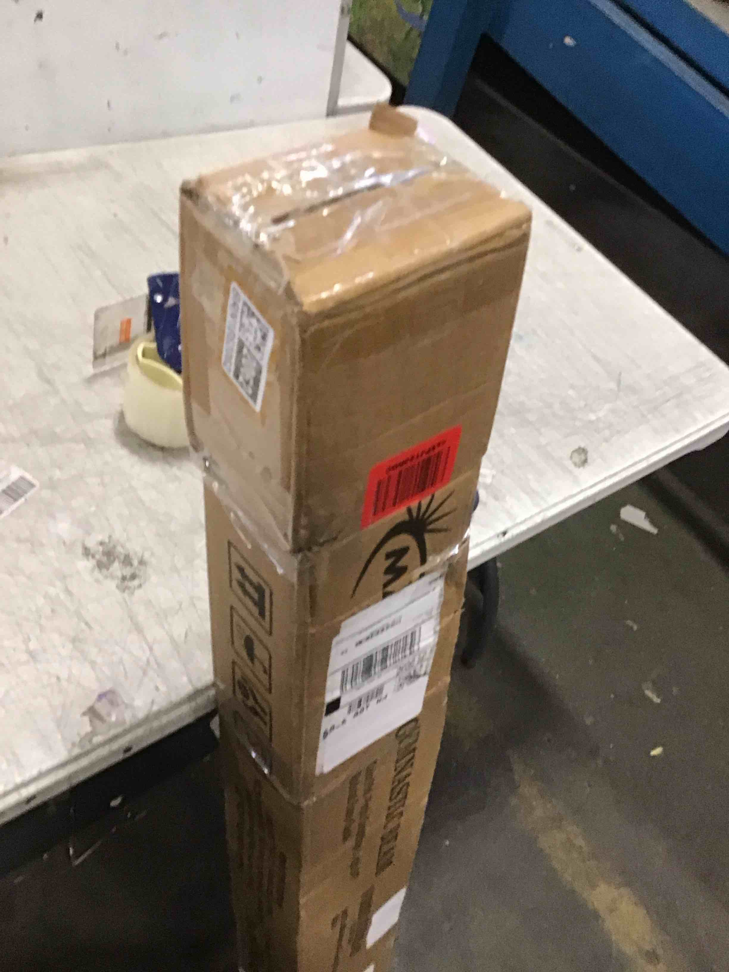 https://s3.amazonaws.com/lotting-images-prod/bidfta/BRN1662062_1736610199320.jpeg