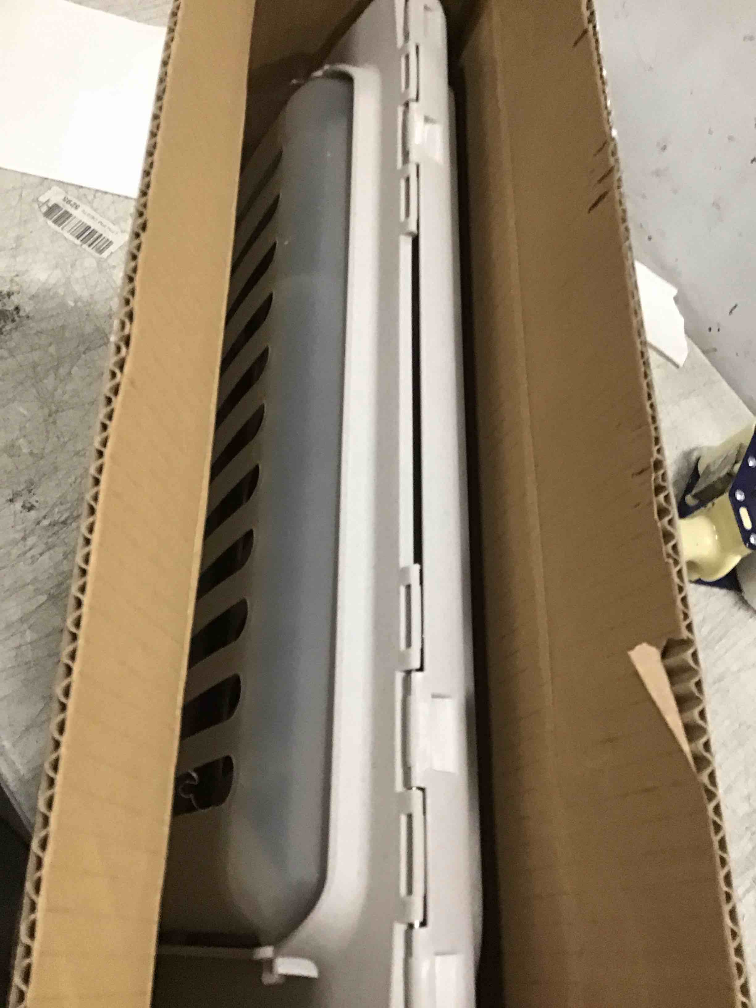 https://s3.amazonaws.com/lotting-images-prod/bidfta/BRN1662140_1736772192751.jpeg