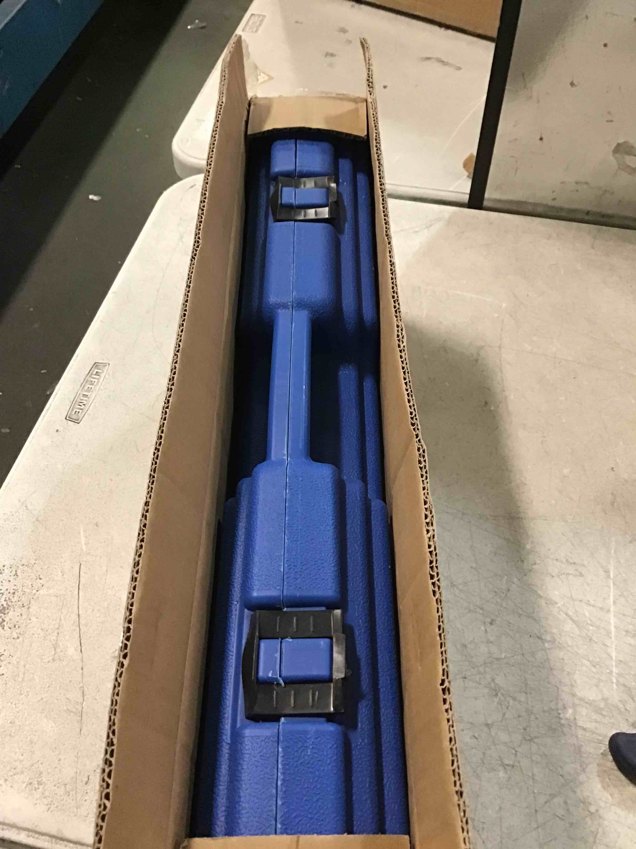 https://s3.amazonaws.com/lotting-images-prod/bidfta/BRN1663019_1734049142655.jpeg