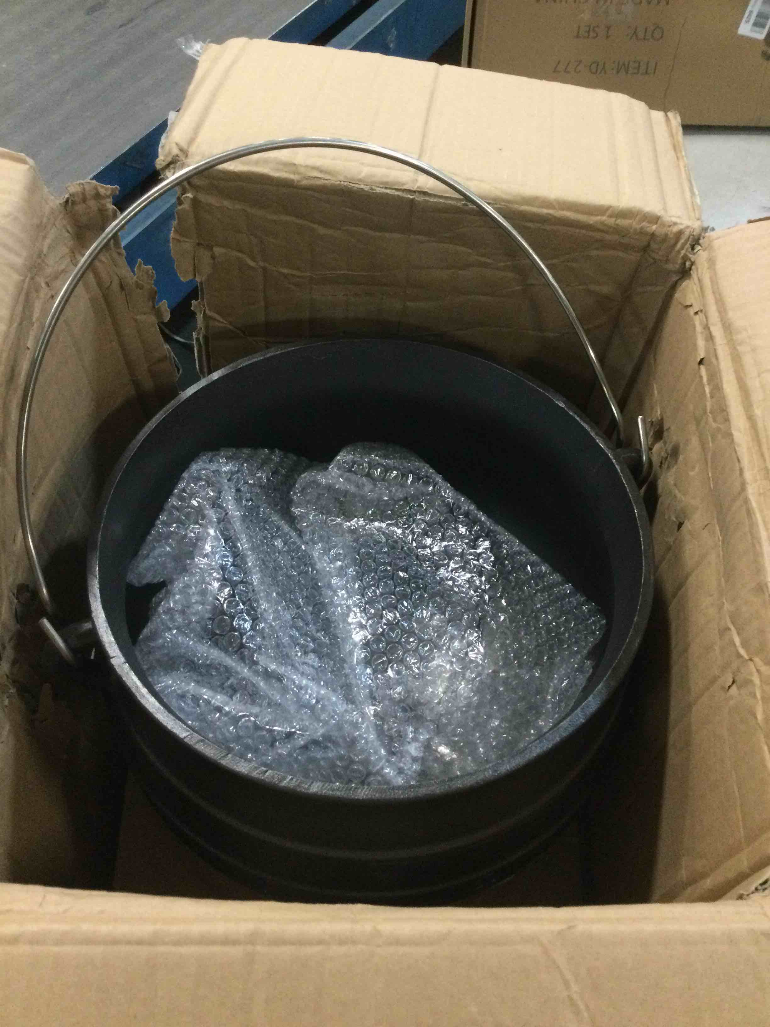 https://s3.amazonaws.com/lotting-images-prod/bidfta/BRN1663115_1734069928046.jpeg