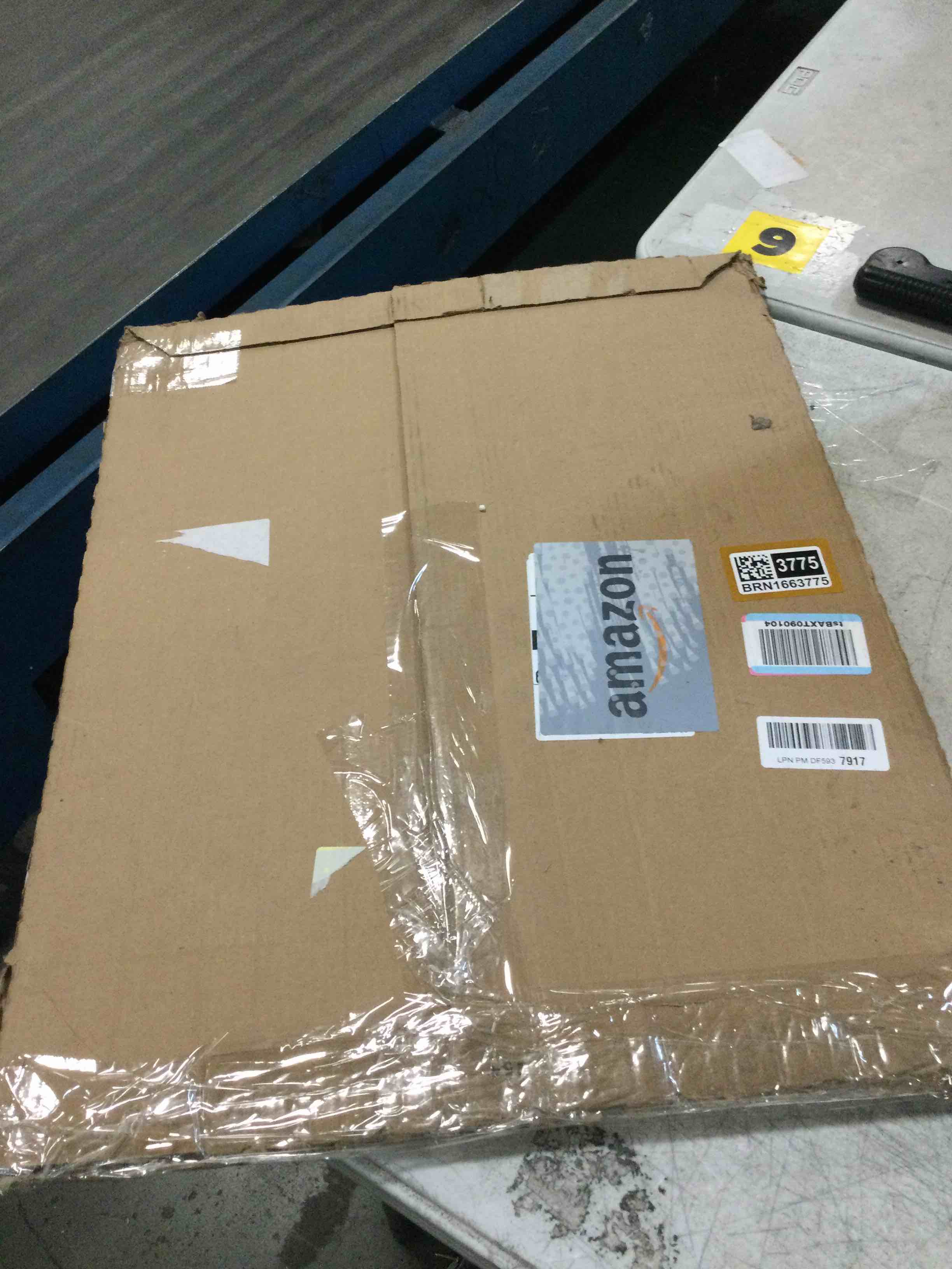 https://s3.amazonaws.com/lotting-images-prod/bidfta/BRN1663775_1734665769452.jpeg