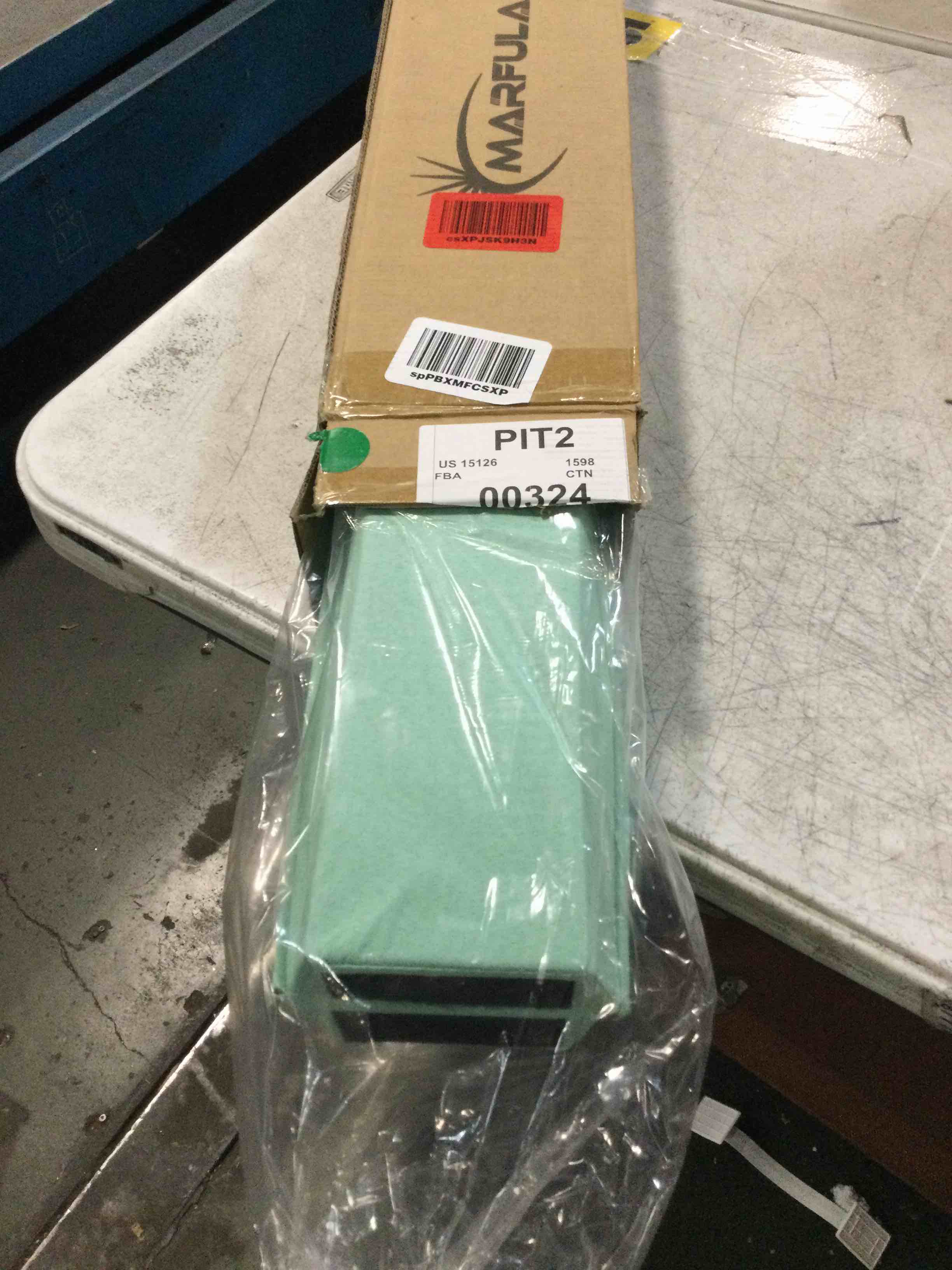 https://s3.amazonaws.com/lotting-images-prod/bidfta/BRN1664317_1735614598822.jpeg