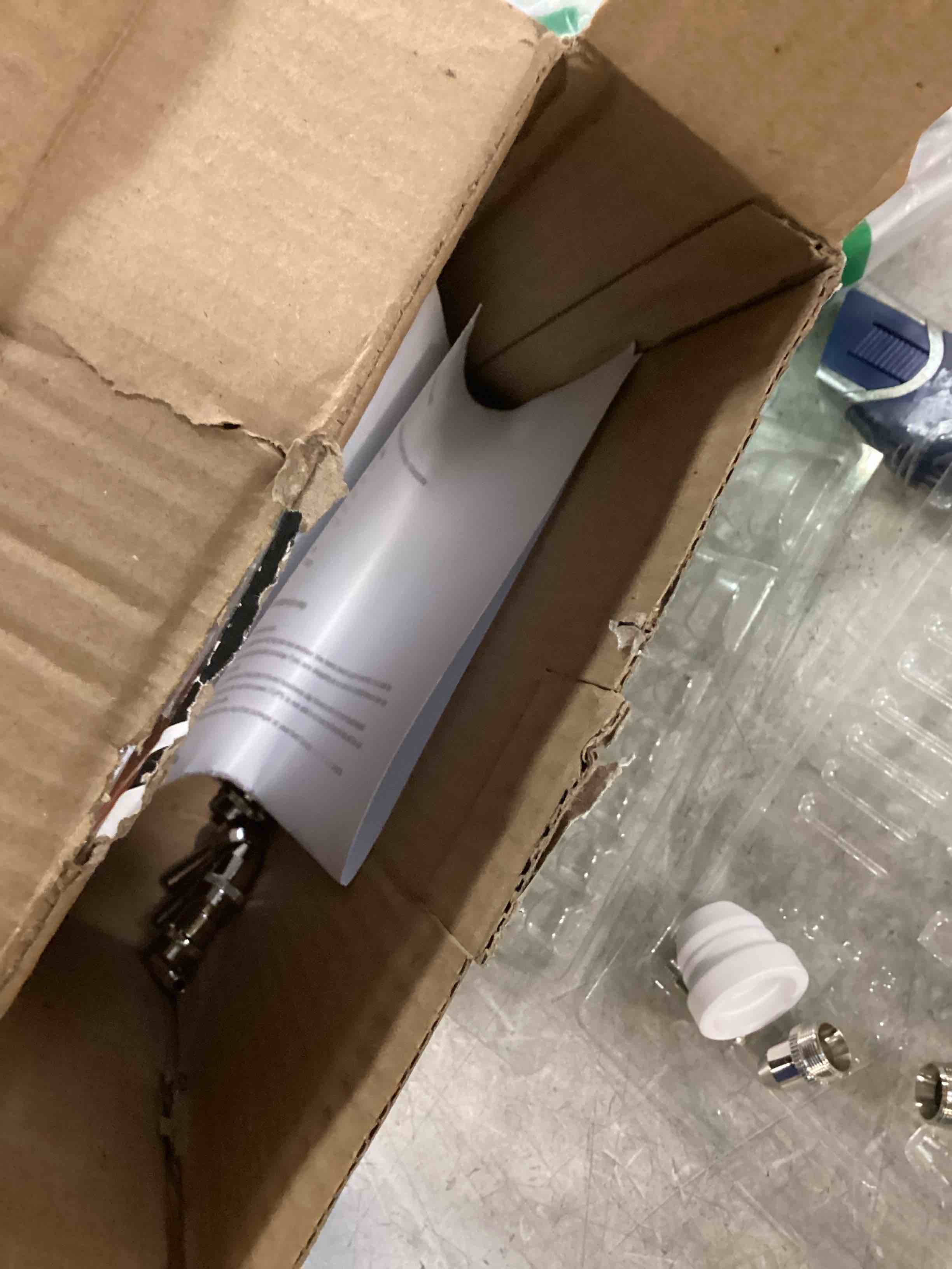 https://s3.amazonaws.com/lotting-images-prod/bidfta/BRN1665003_1735922642657.jpeg