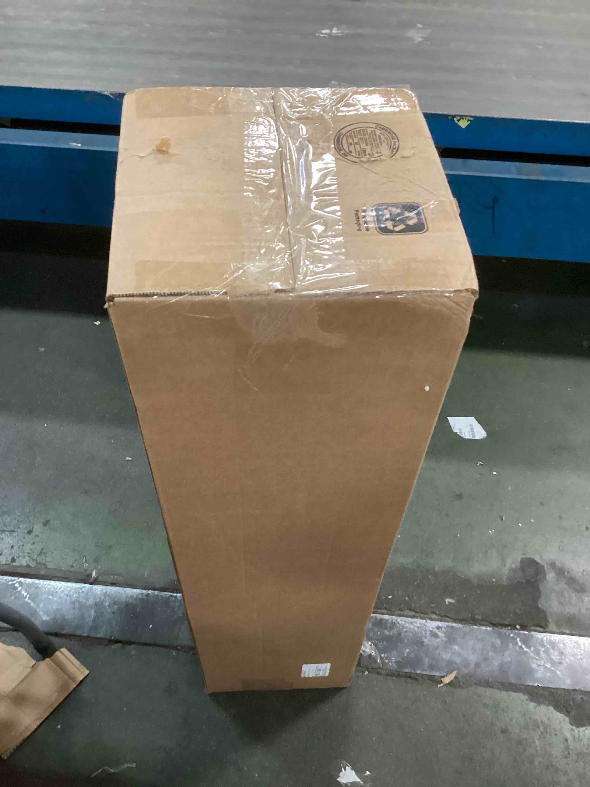 https://s3.amazonaws.com/lotting-images-prod/bidfta/BRN1665298_1736263767335.jpeg