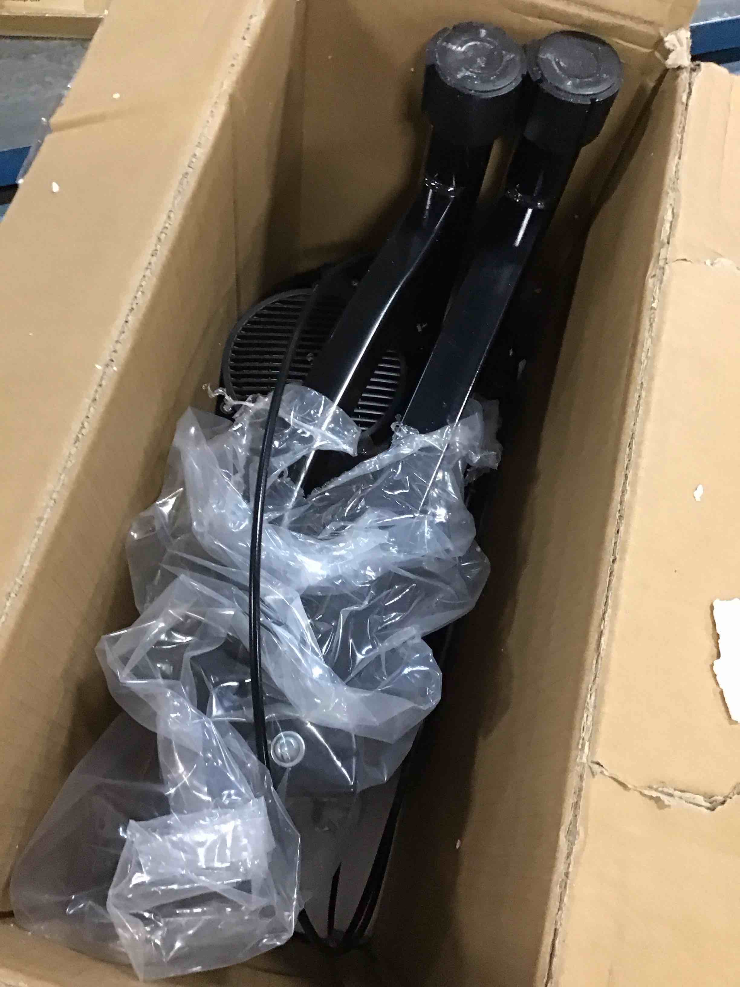 https://s3.amazonaws.com/lotting-images-prod/bidfta/BRN1667461_1735168560051.jpeg