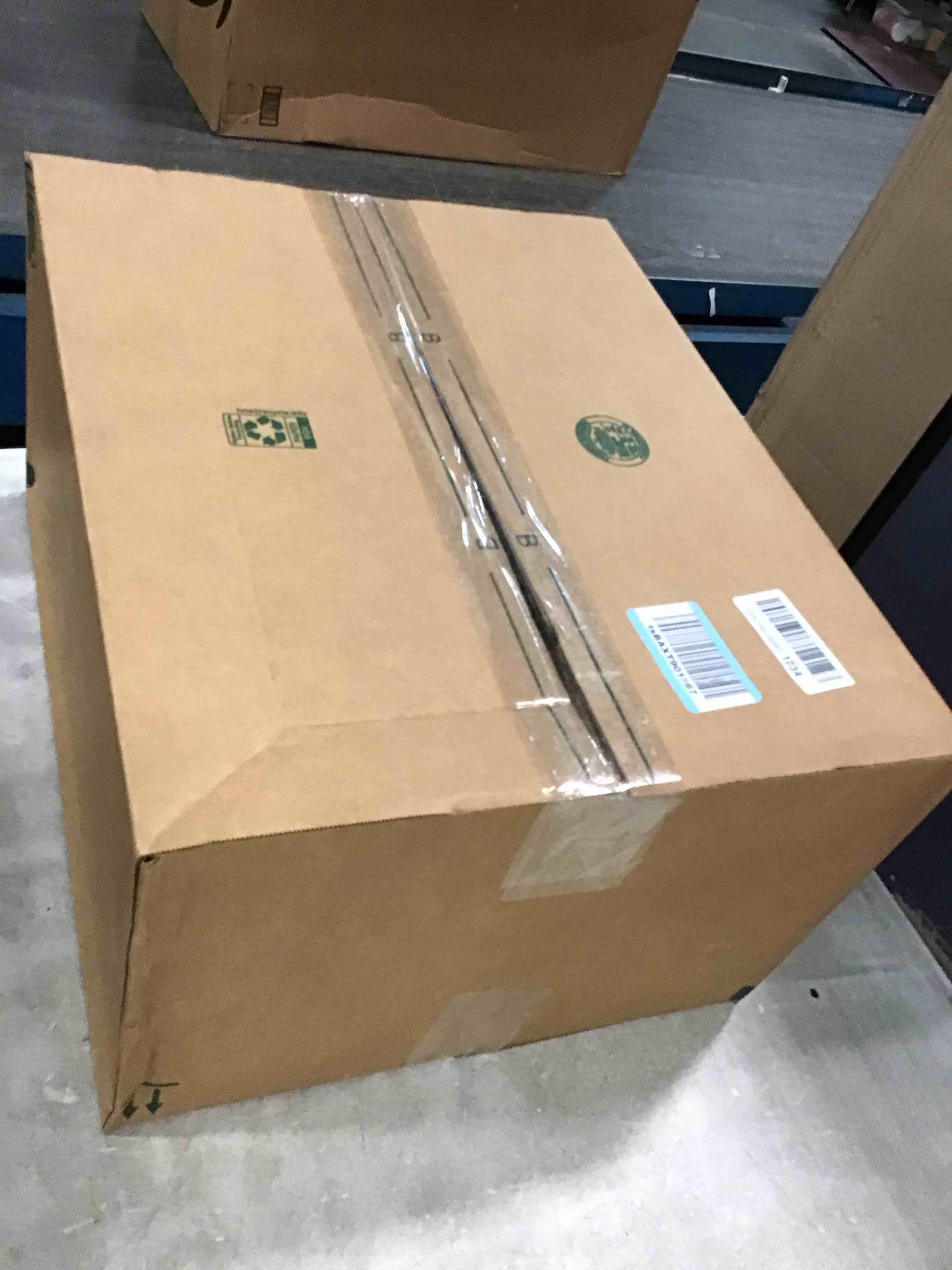 https://s3.amazonaws.com/lotting-images-prod/bidfta/BRN1668018_1735682963650.jpeg
