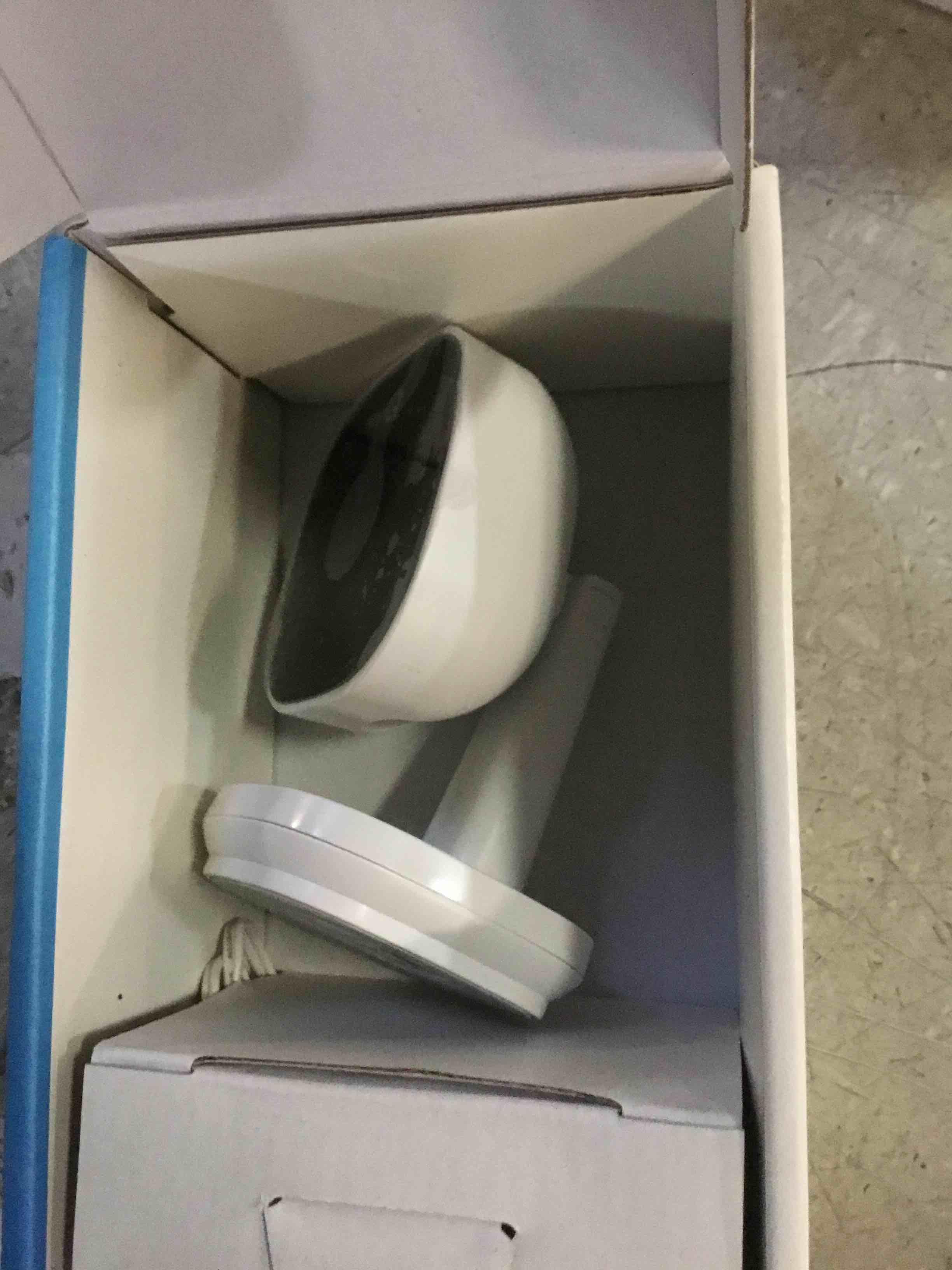 https://s3.amazonaws.com/lotting-images-prod/bidfta/BRN1669078_1736456998282.jpeg