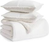 UGG - Blissful Comforter Set - Soft Cozy Bedding - Reversible Comforter and Pillow Shams - Queen Size Blanket Set - Bedroom Accents - Snow