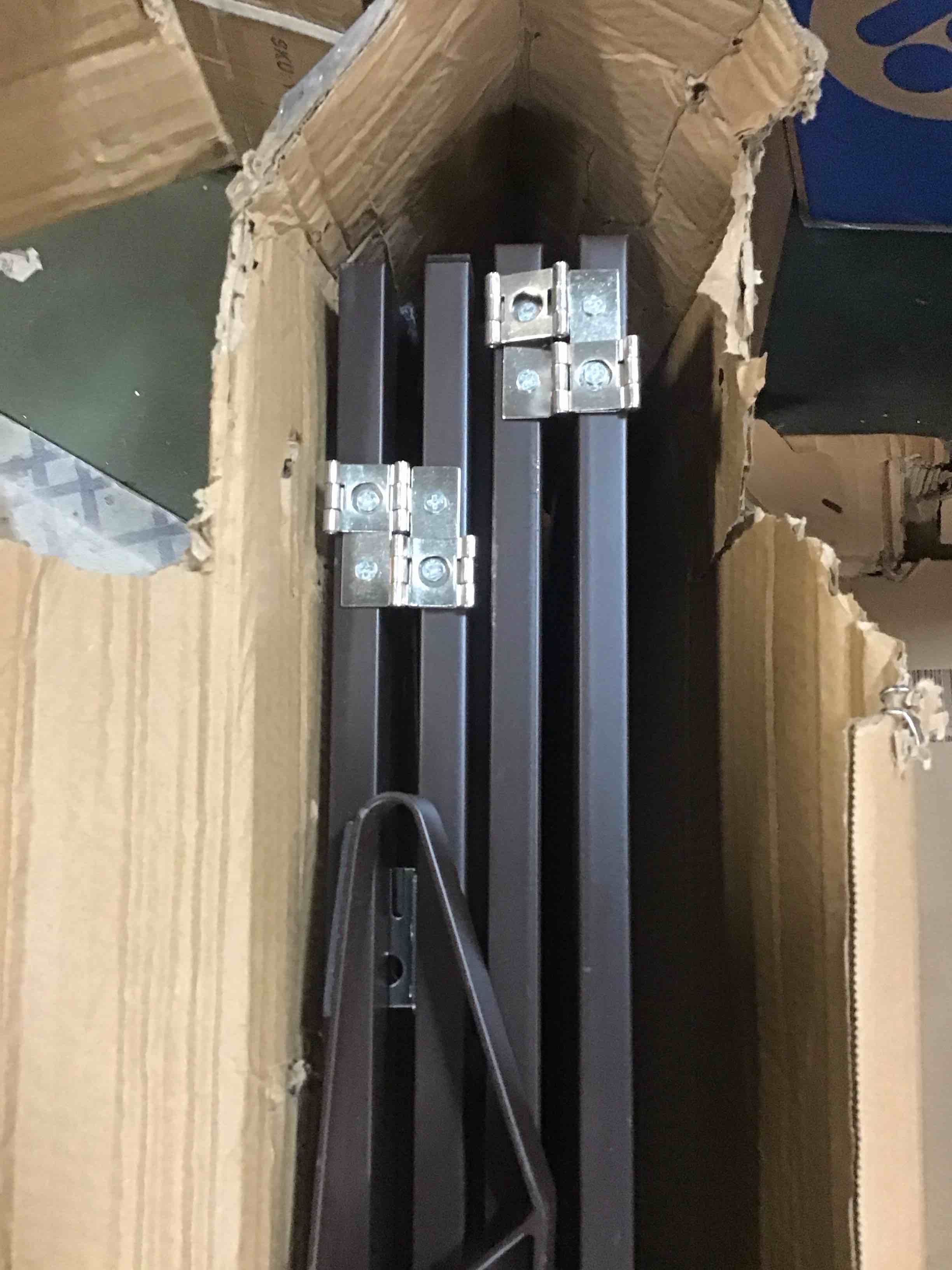 https://s3.amazonaws.com/lotting-images-prod/bidfta/BRN1669523_1736793250412.jpeg